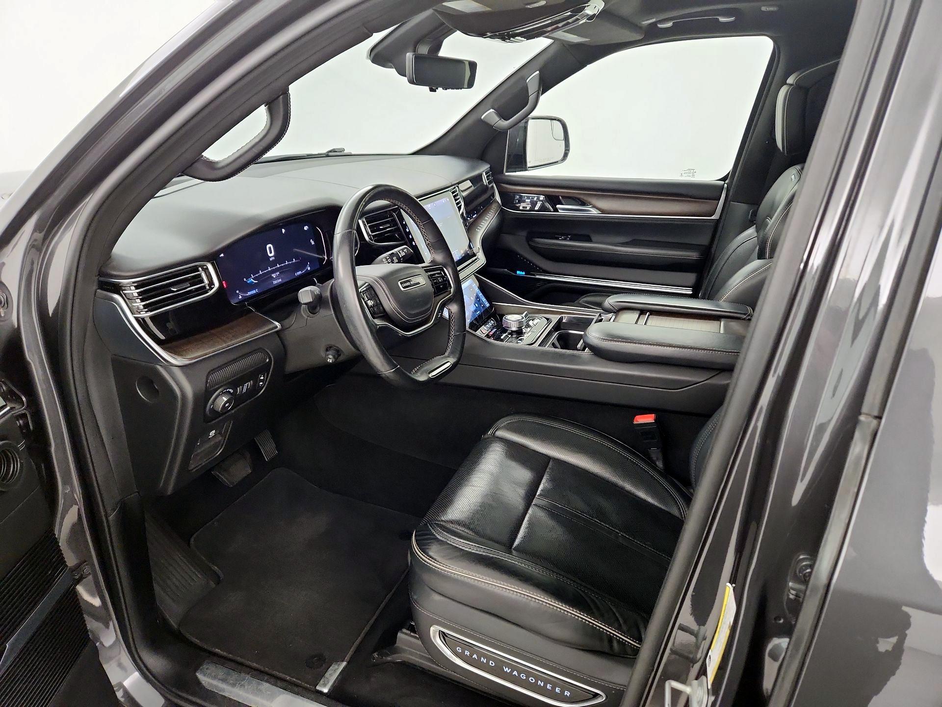 Thumbnail: 2022 Jeep Grand Wagoneer - 9