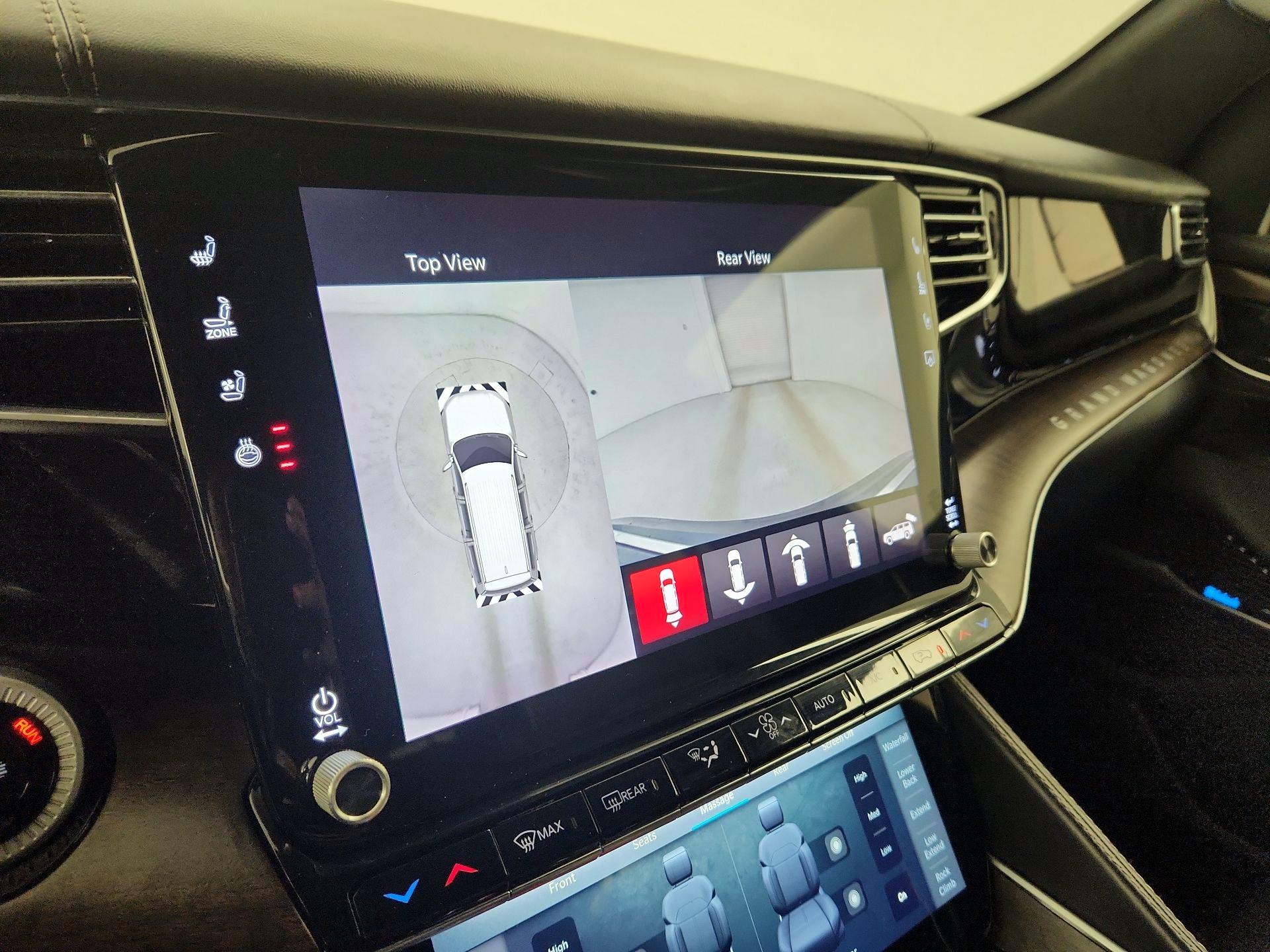 Thumbnail: 2022 Jeep Grand Wagoneer - 13