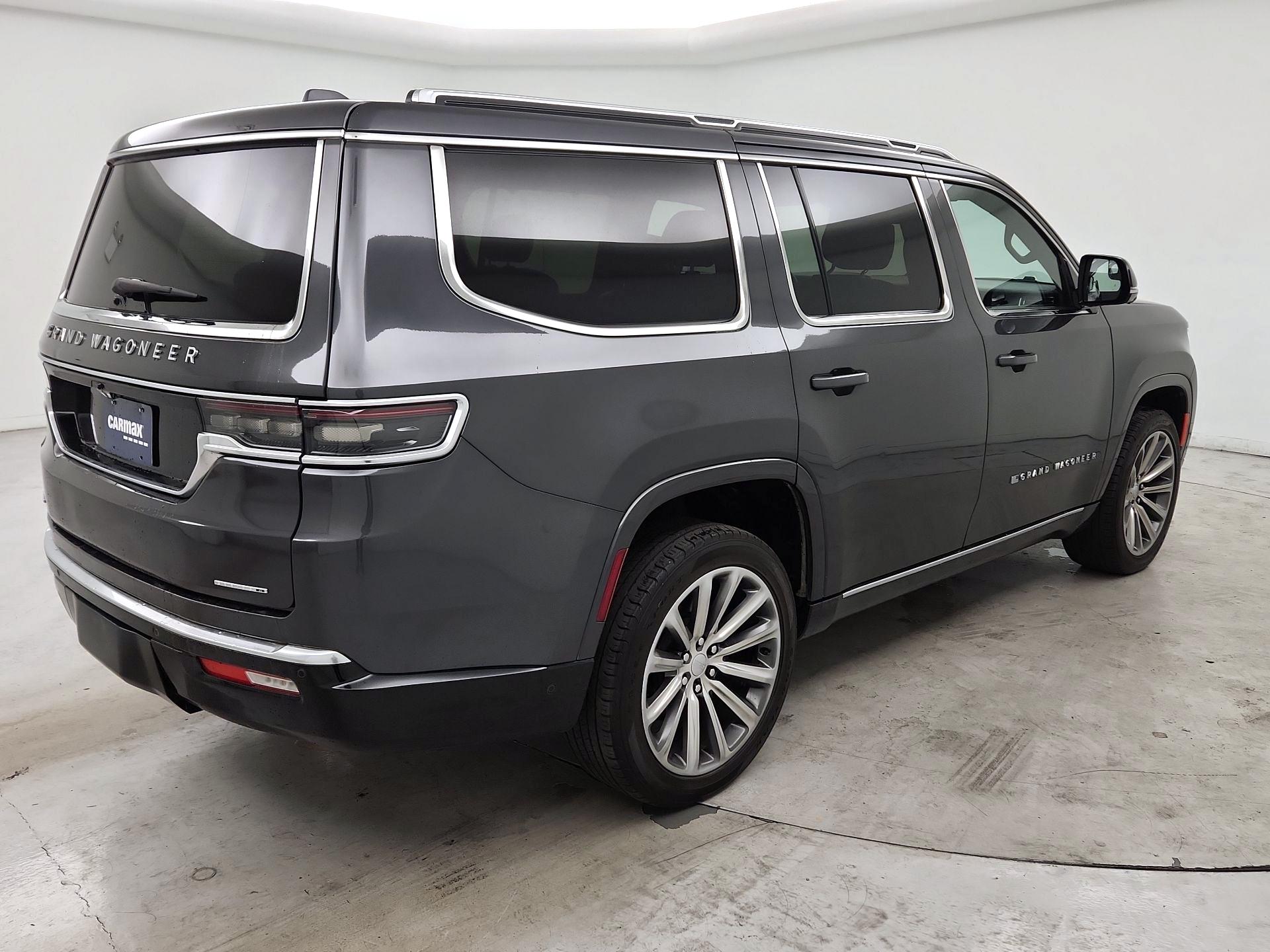 Thumbnail: 2022 Jeep Grand Wagoneer - 5