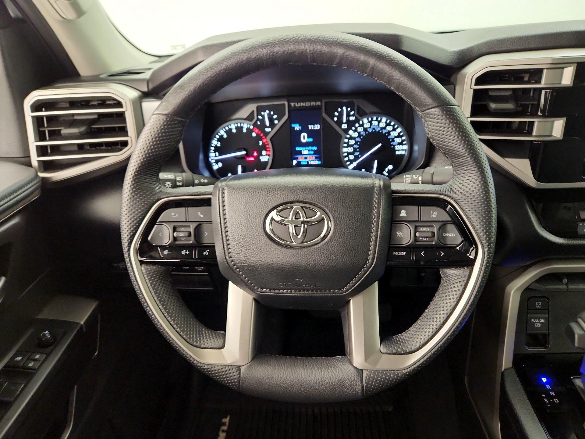 Thumbnail: 2024 Toyota Tundra - 10