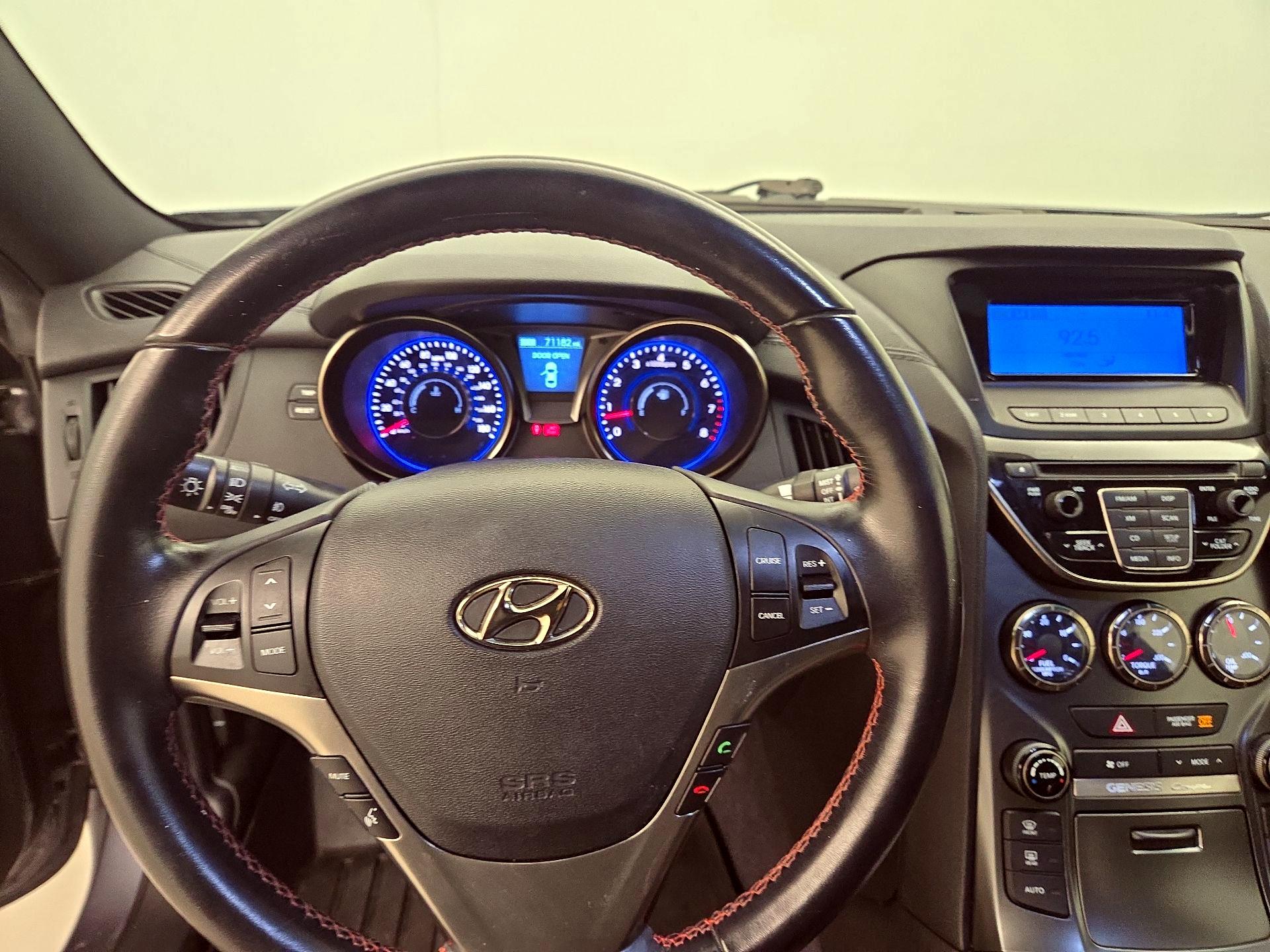 Thumbnail: 2015 Hyundai Genesis - 10