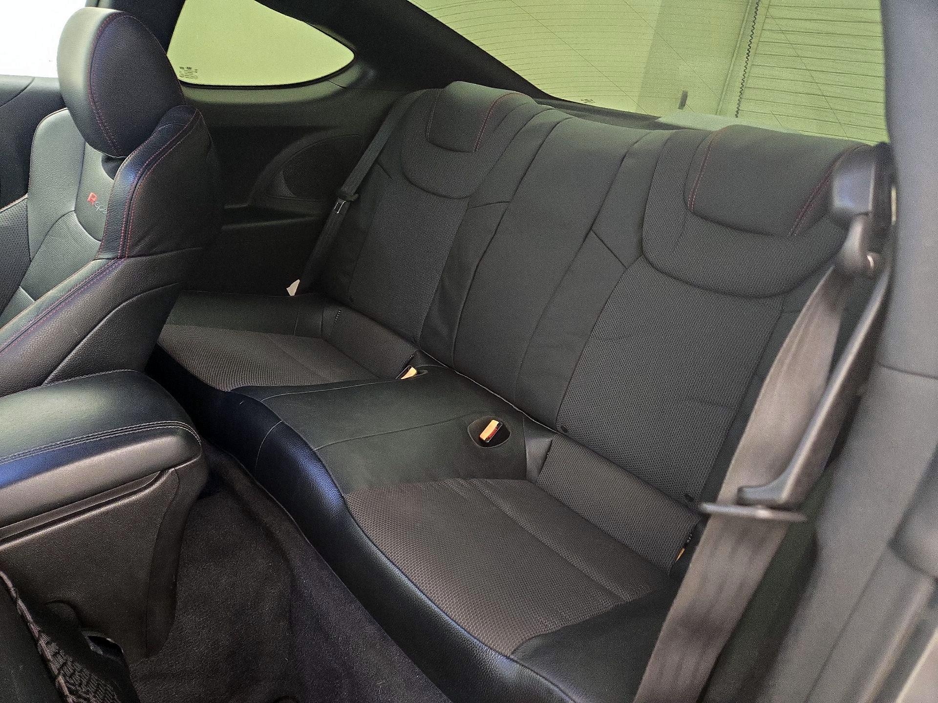 Thumbnail: 2015 Hyundai Genesis - 18