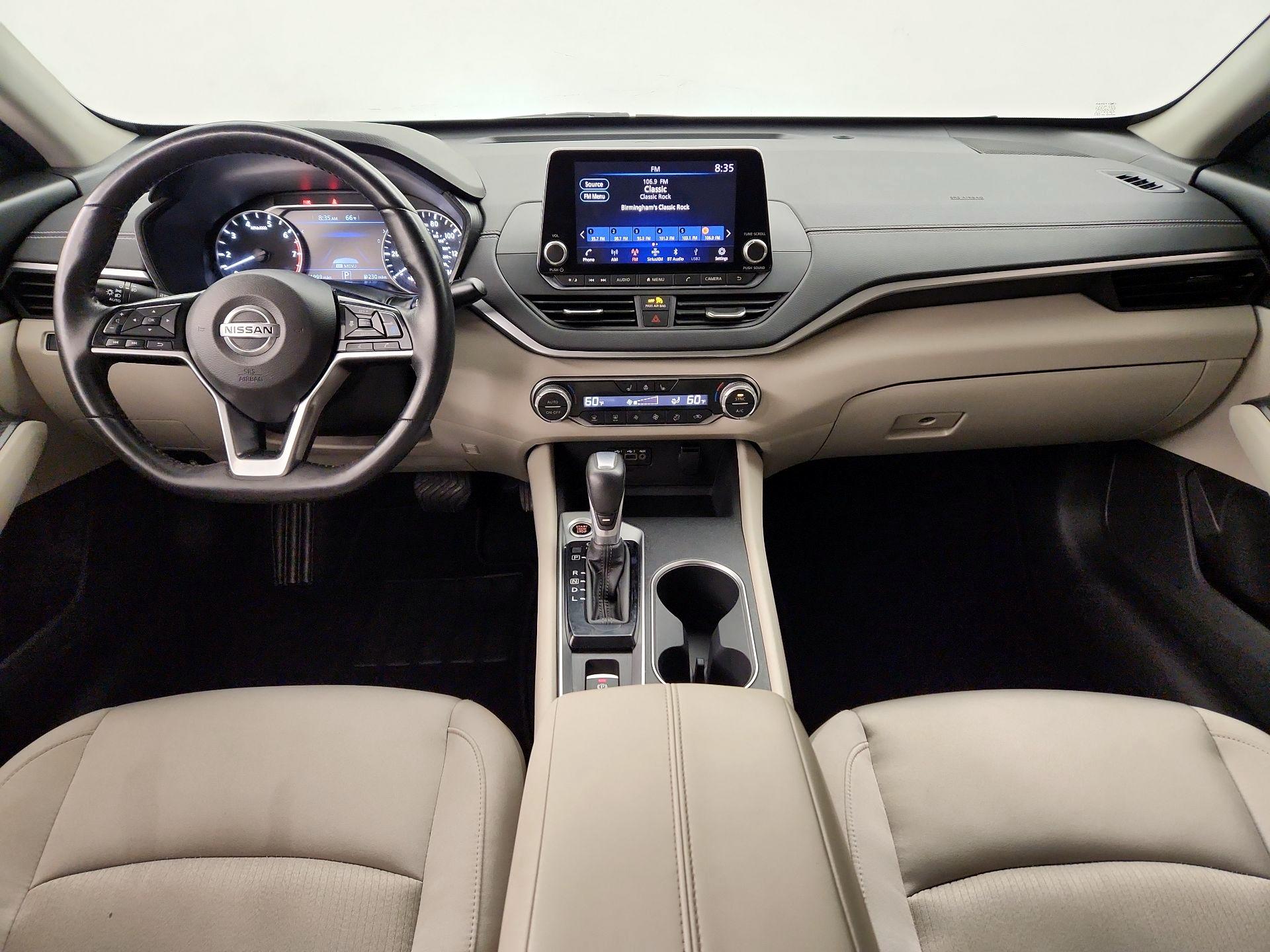 Thumbnail: 2019 Nissan Altima - 9