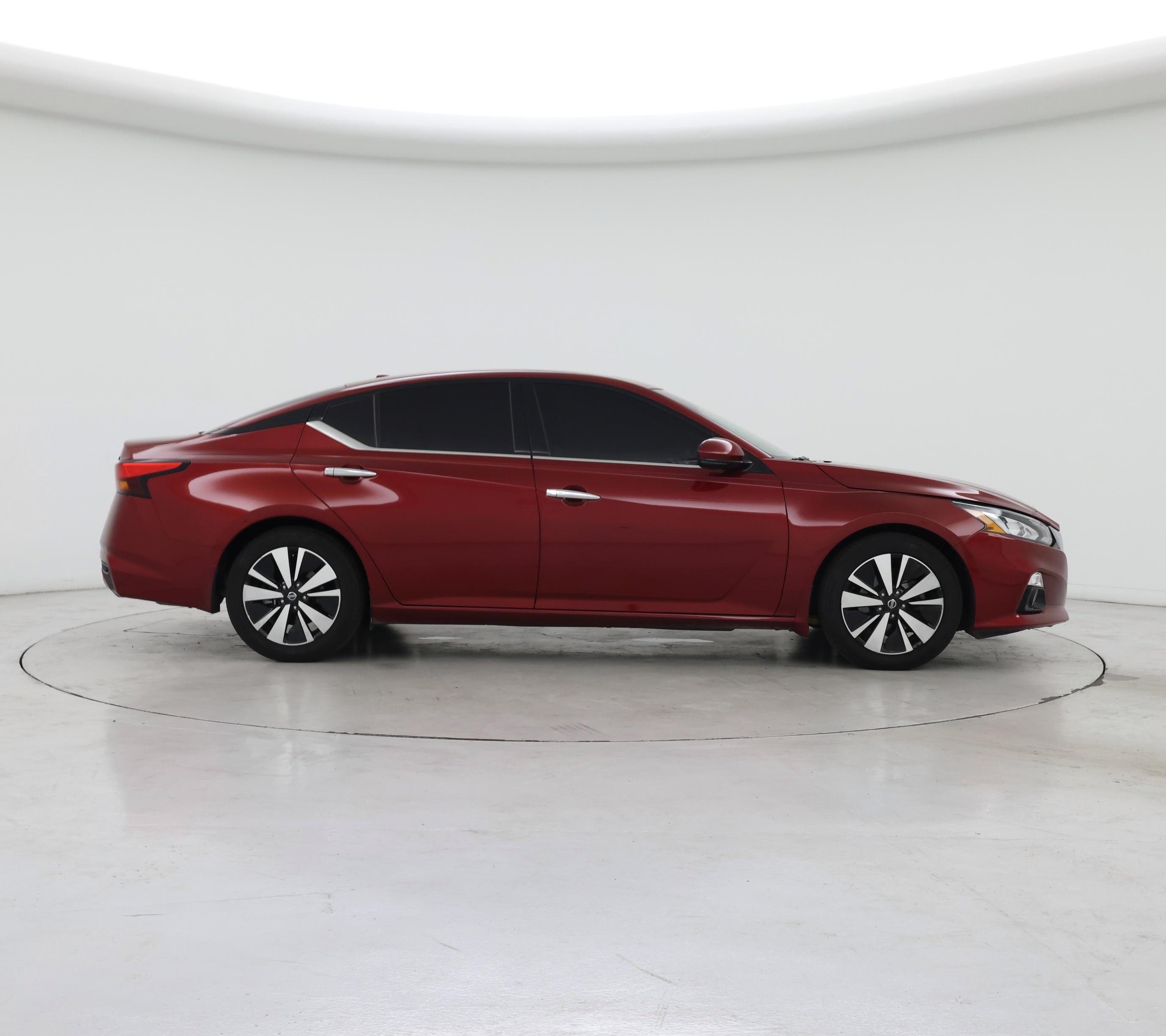 Thumbnail: 2019 Nissan Altima - 7