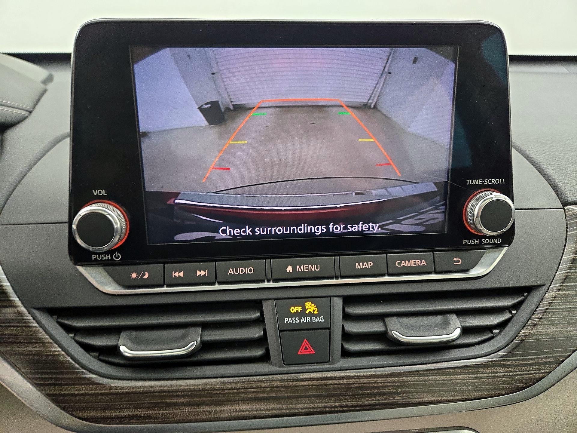 Thumbnail: 2020 Nissan Altima - 15