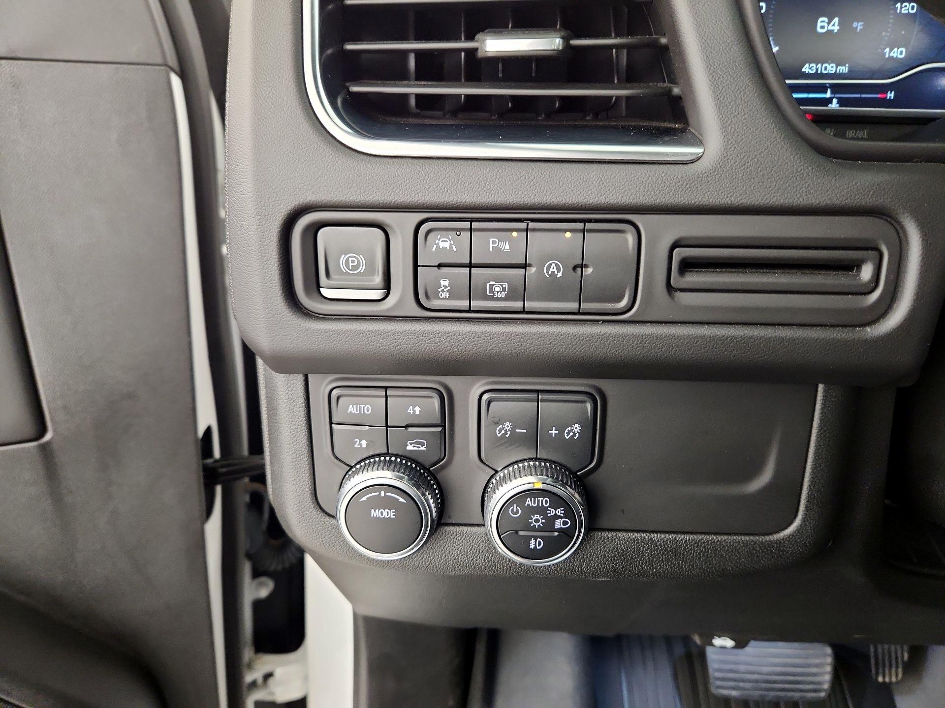 Thumbnail: 2023 GMC Yukon - 13