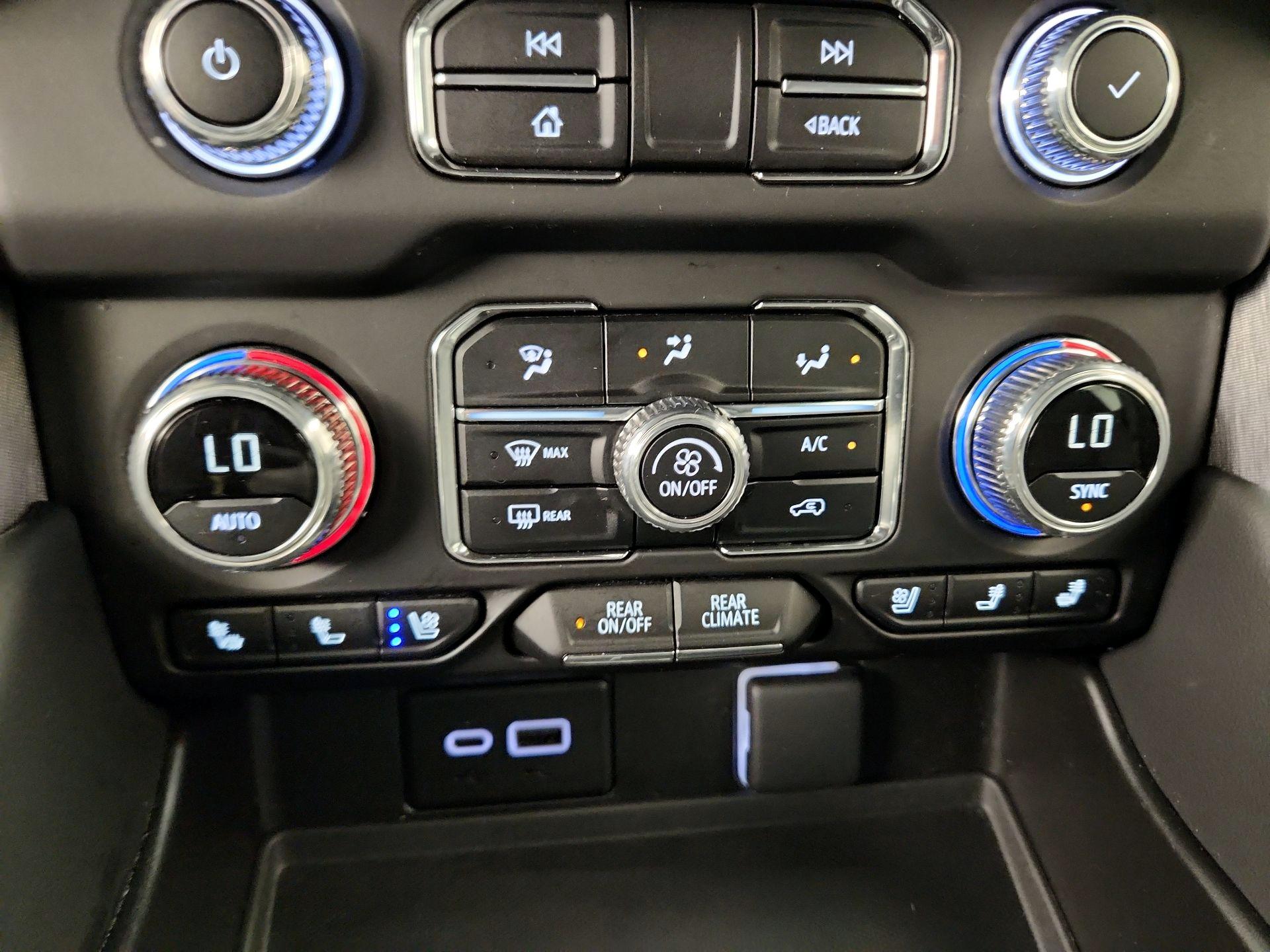 Thumbnail: 2023 GMC Yukon - 17