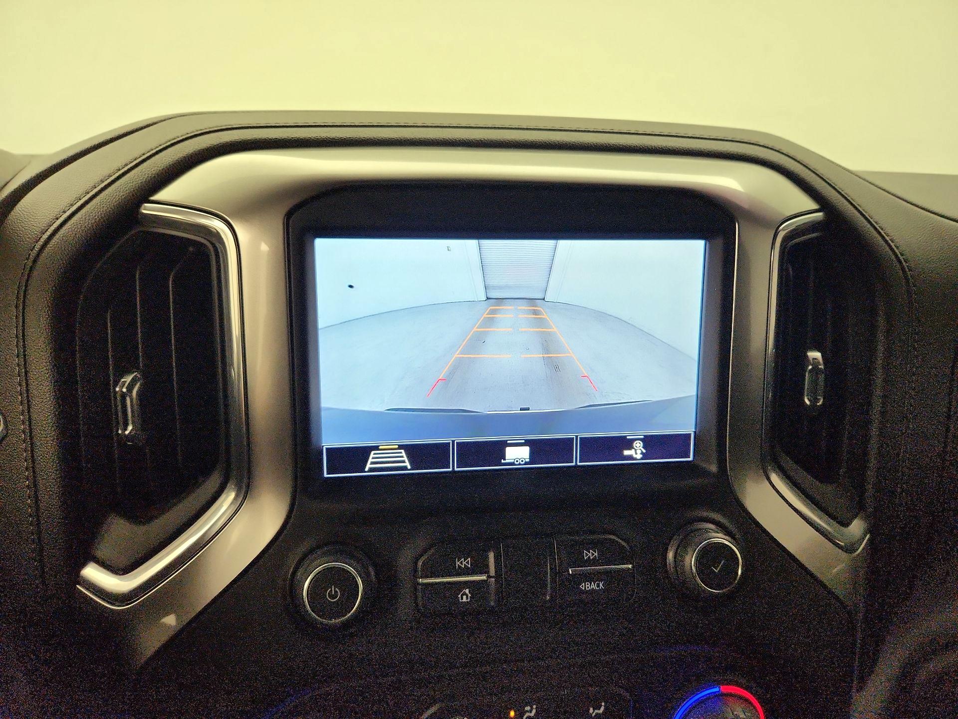 Thumbnail: 2020 Chevrolet Silverado 1500 - 14