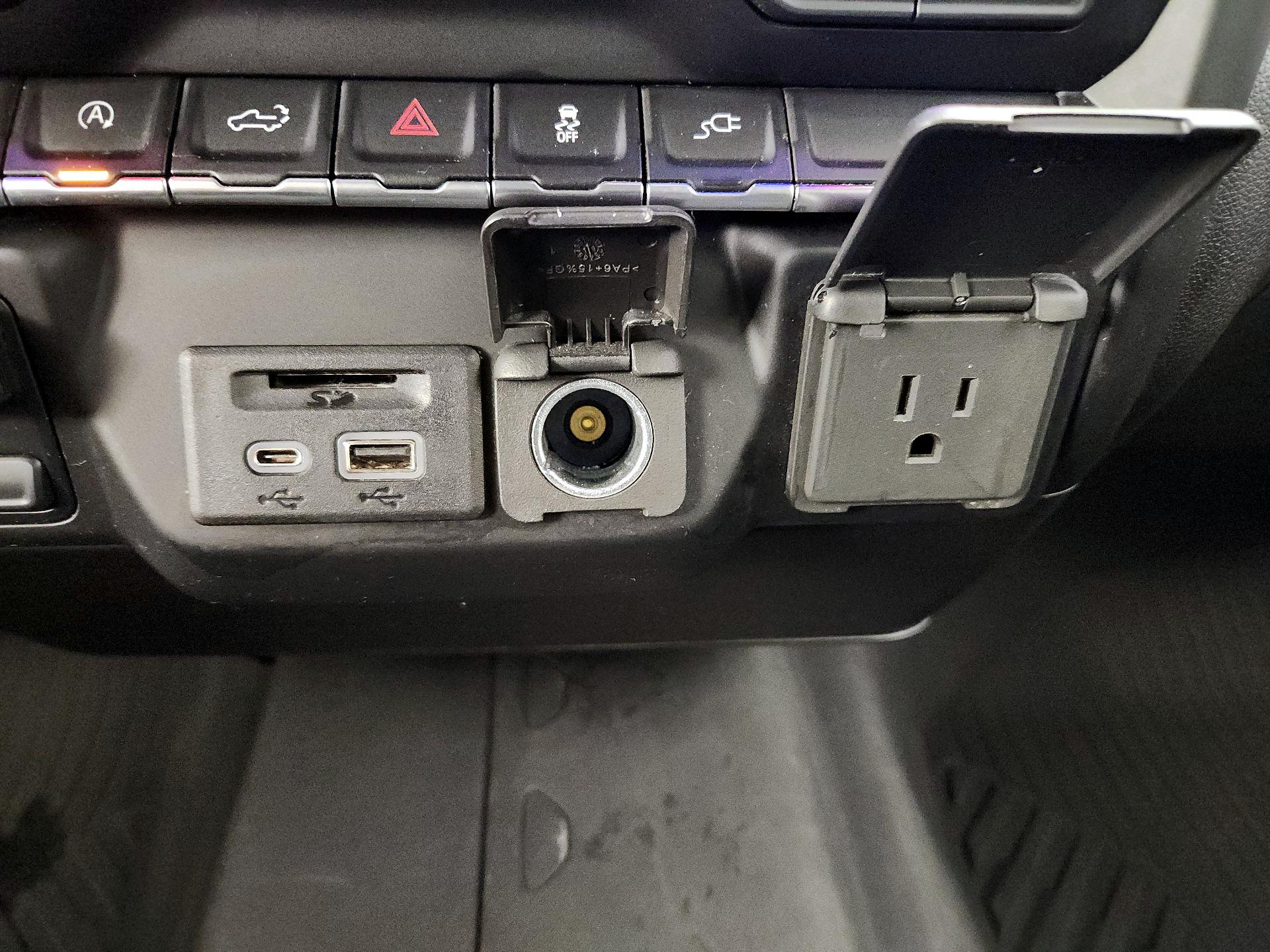 Thumbnail: 2020 Chevrolet Silverado 1500 - 18