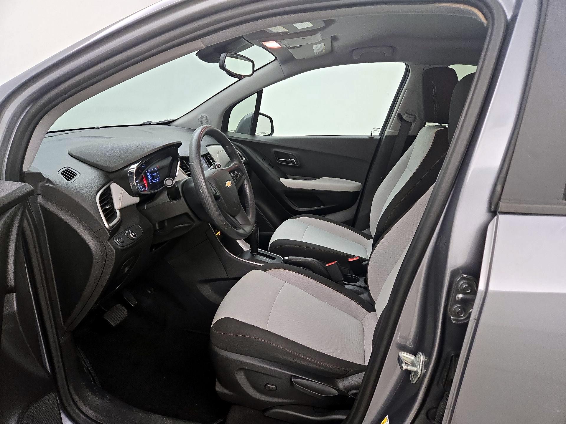 Thumbnail: 2020 Chevrolet Trax - 11