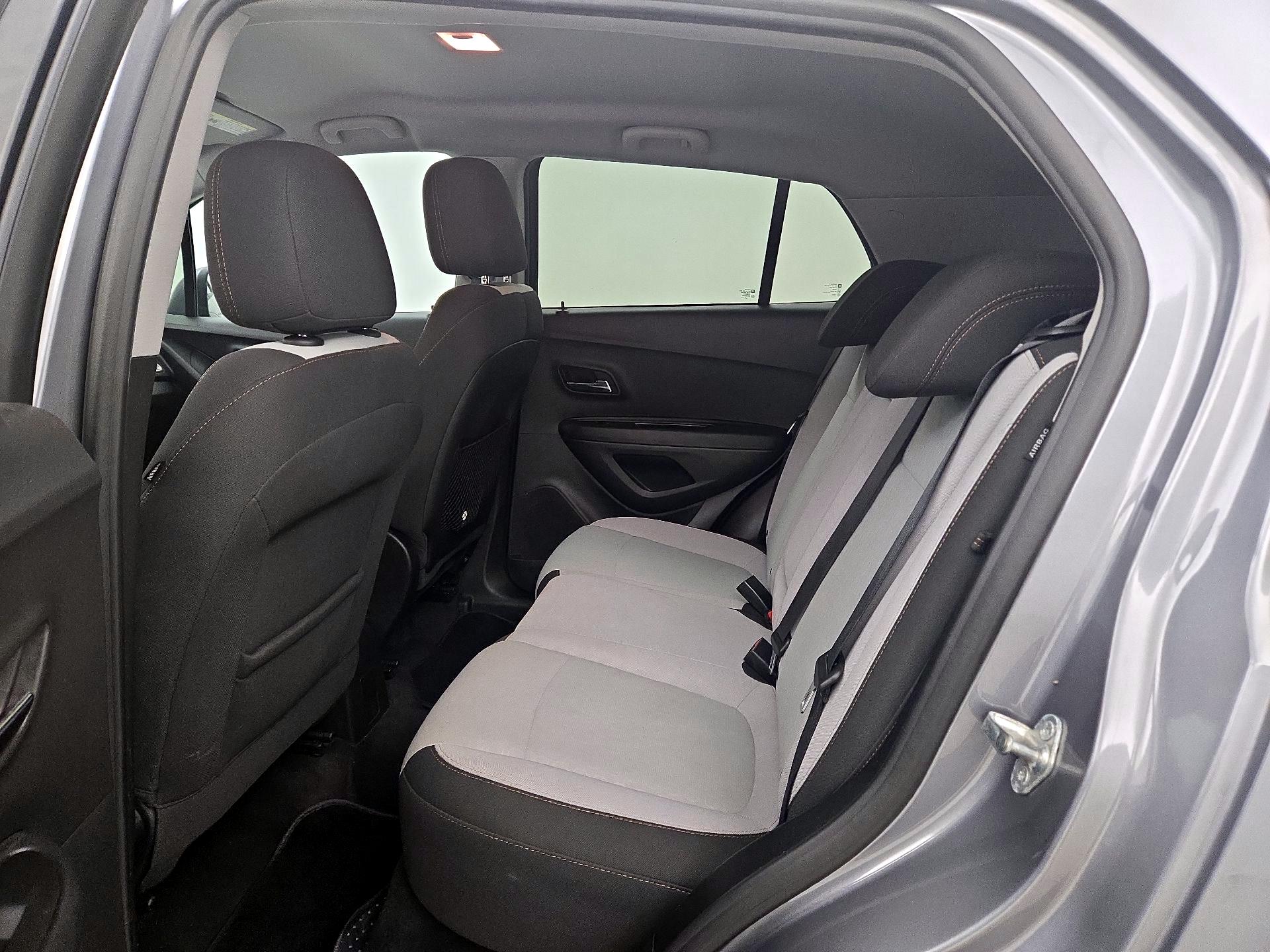 Thumbnail: 2020 Chevrolet Trax - 19