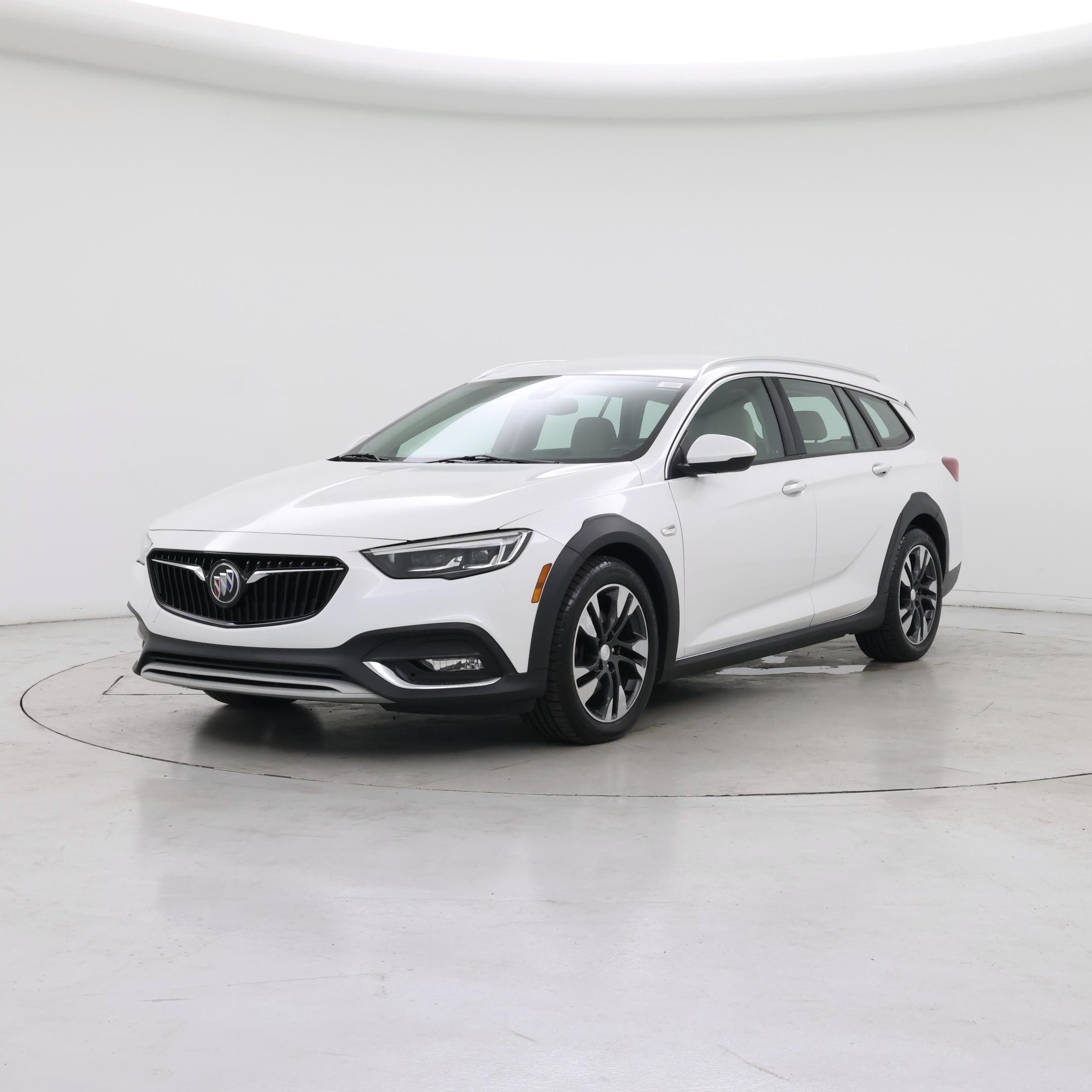 Thumbnail: 2019 Buick Regal - 4