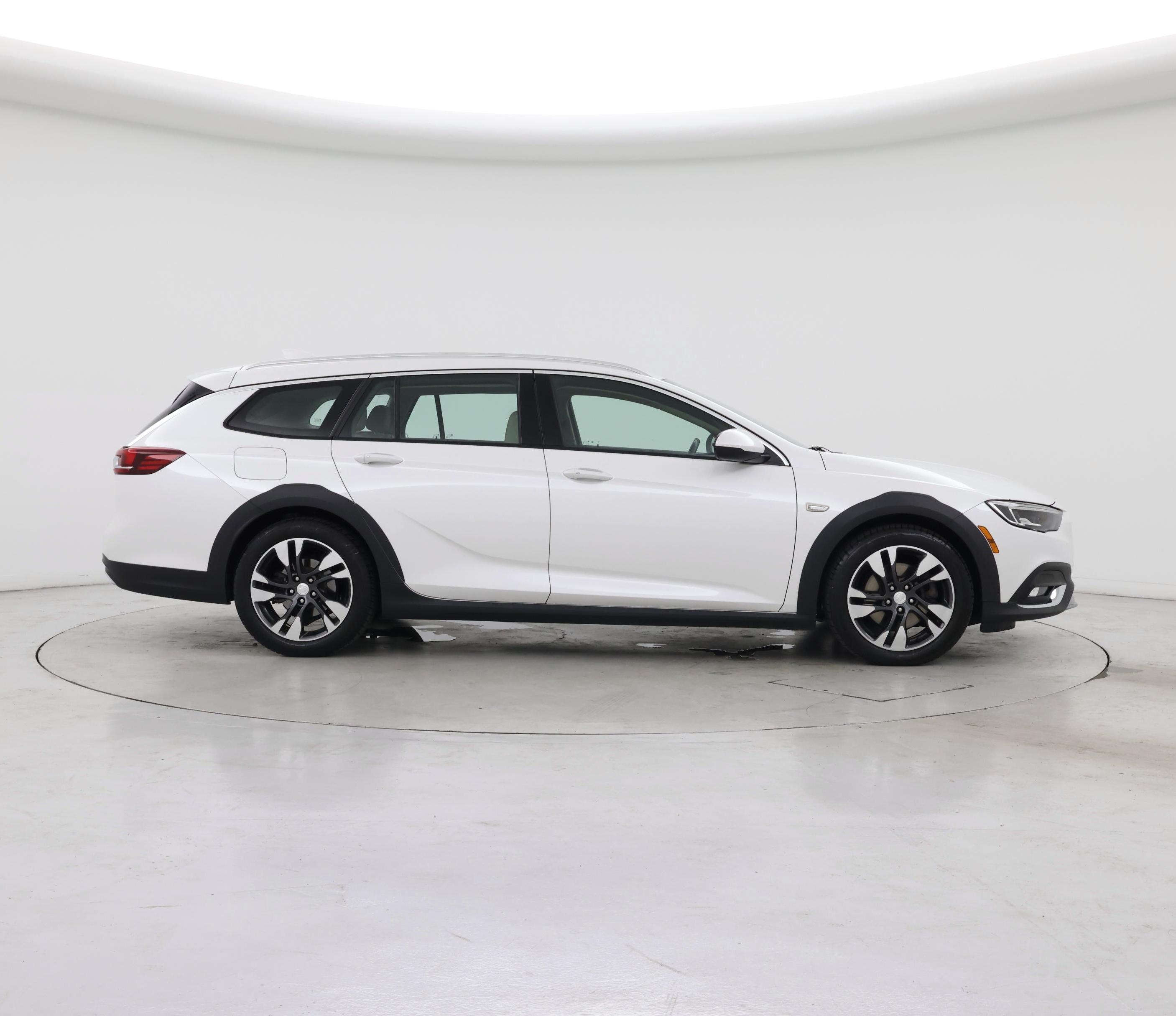 Thumbnail: 2019 Buick Regal - 7