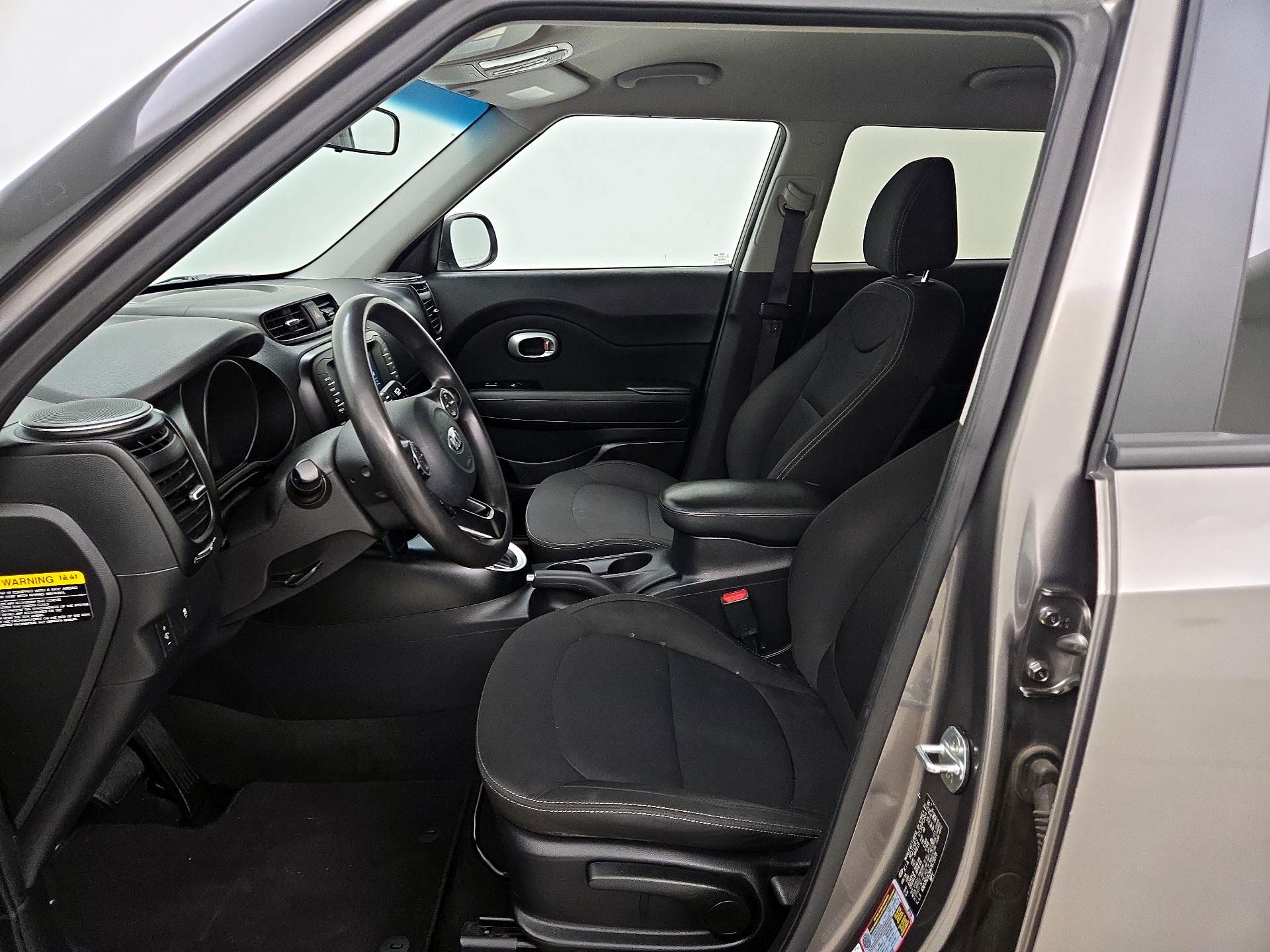 Thumbnail: 2019 Kia Soul - 11