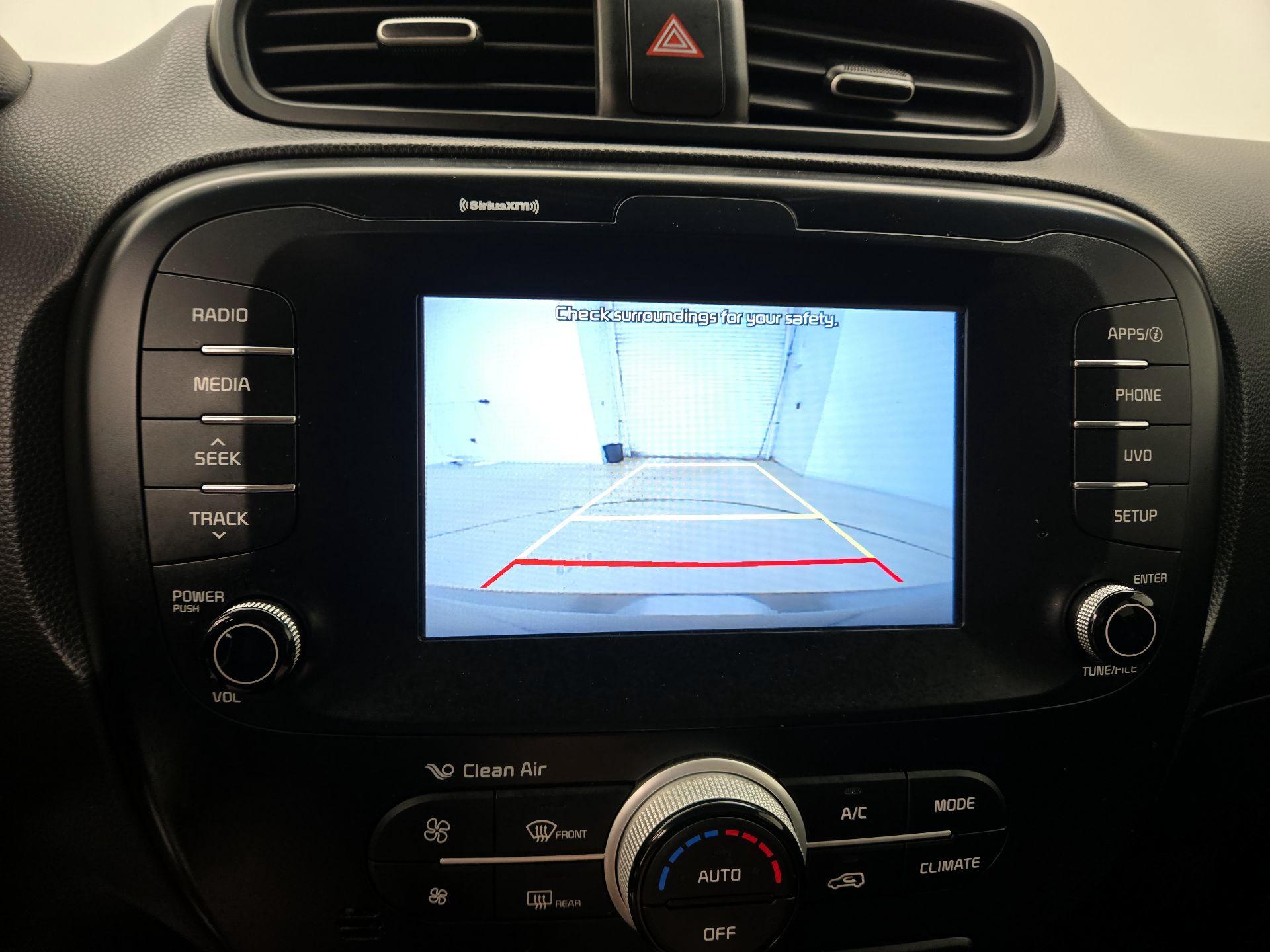 Thumbnail: 2019 Kia Soul - 14