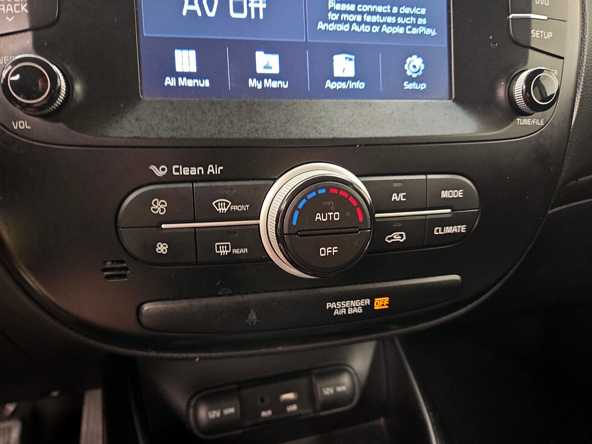 Thumbnail: 2019 Kia Soul - 16
