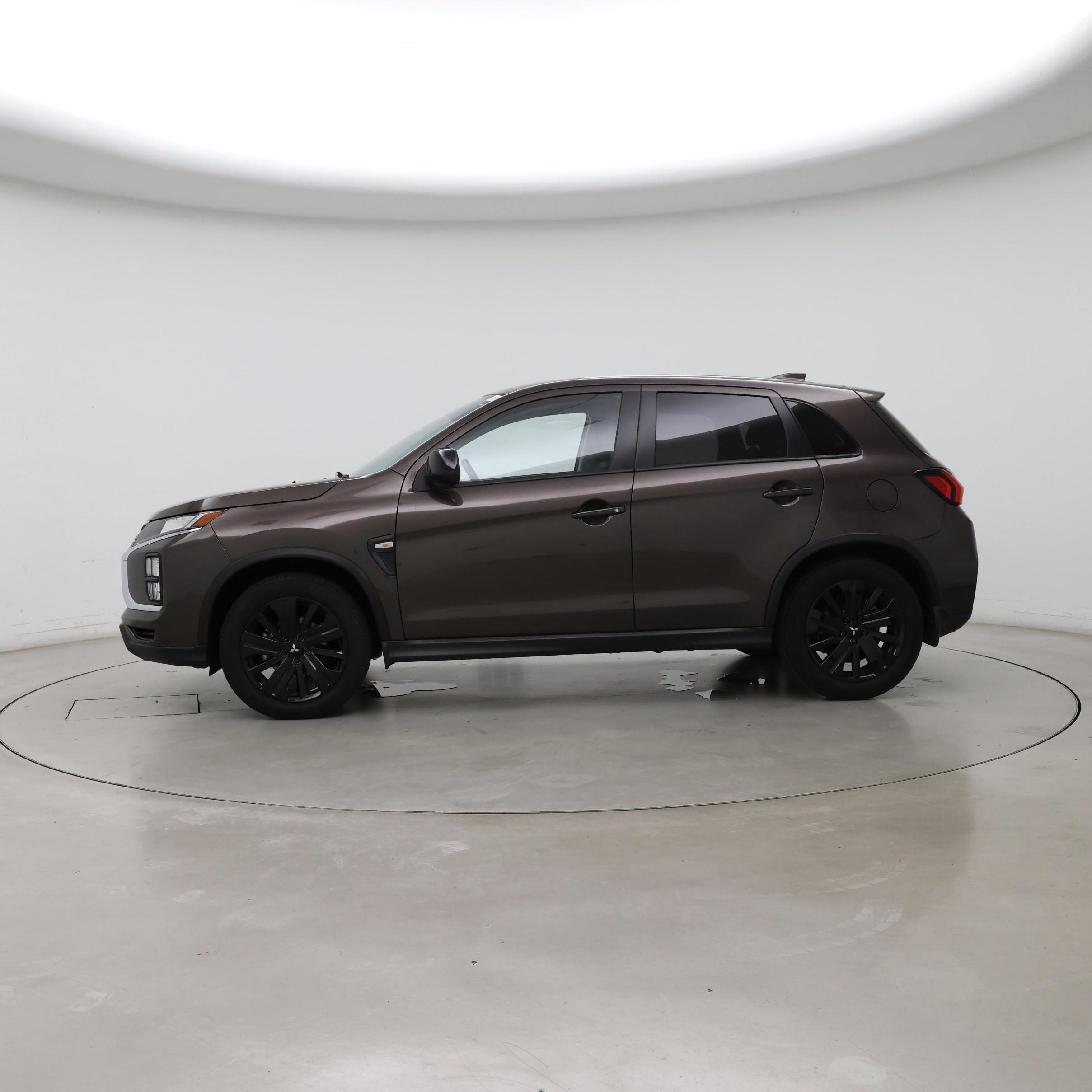 Thumbnail: 2024 Mitsubishi Outlander Sport - 3