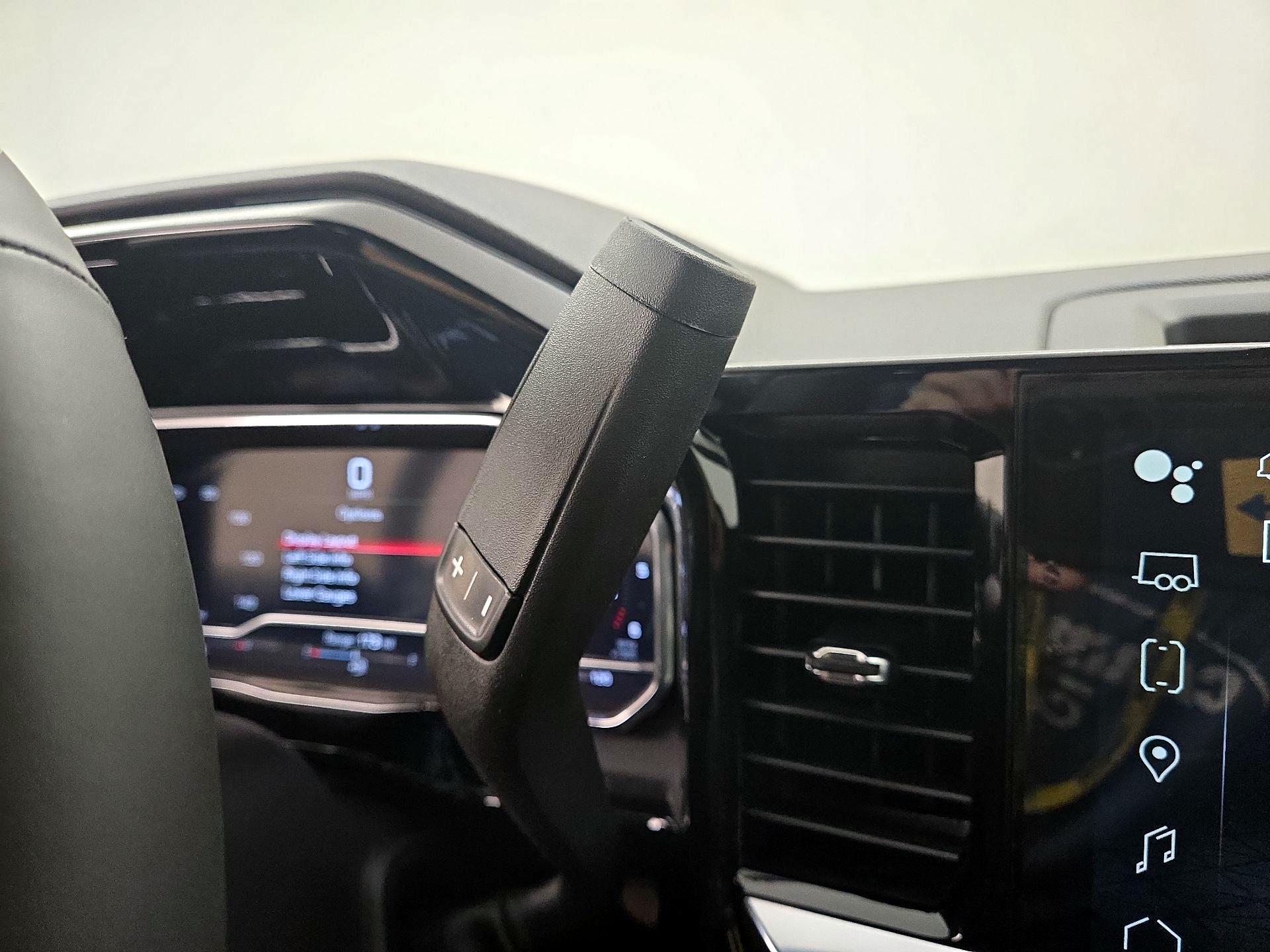 Thumbnail: 2025 GMC Sierra 1500 - 17