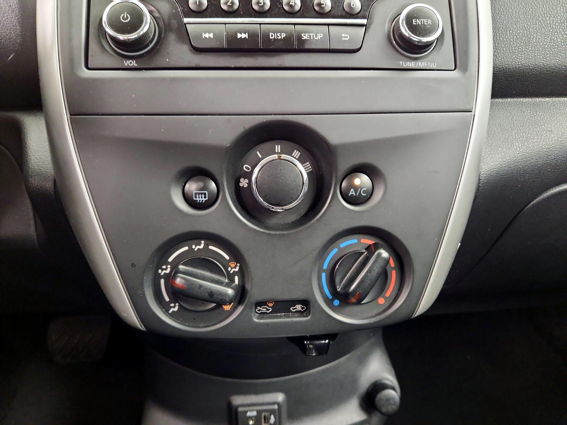 Thumbnail: 2018 Nissan Versa - 15