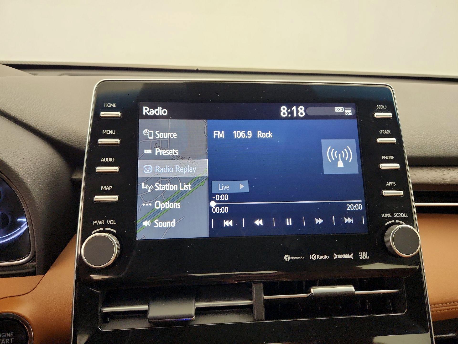 Thumbnail: 2019 Toyota Avalon - 16