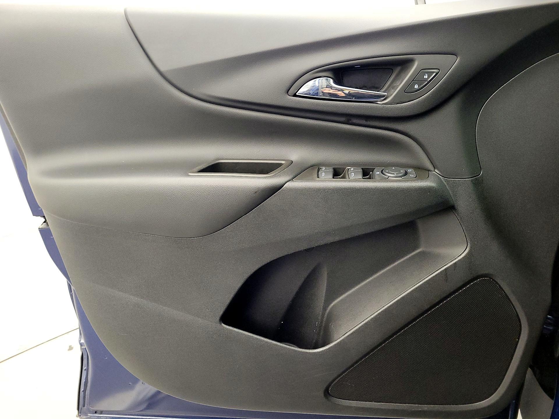 Thumbnail: 2023 Chevrolet Equinox - 12