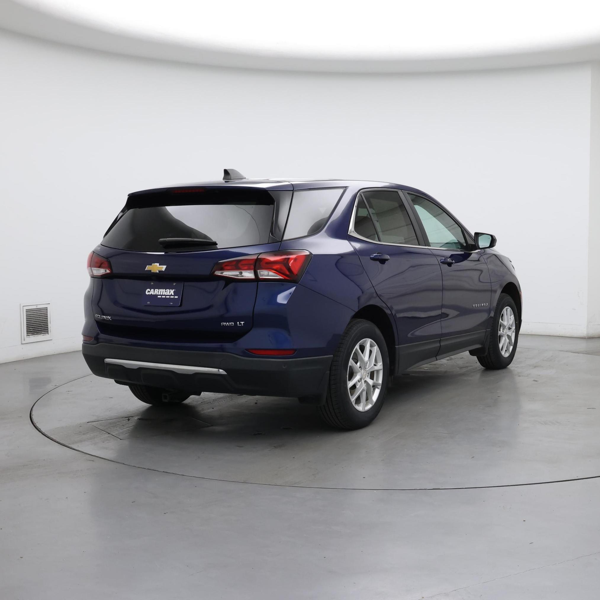 Thumbnail: 2023 Chevrolet Equinox - 8