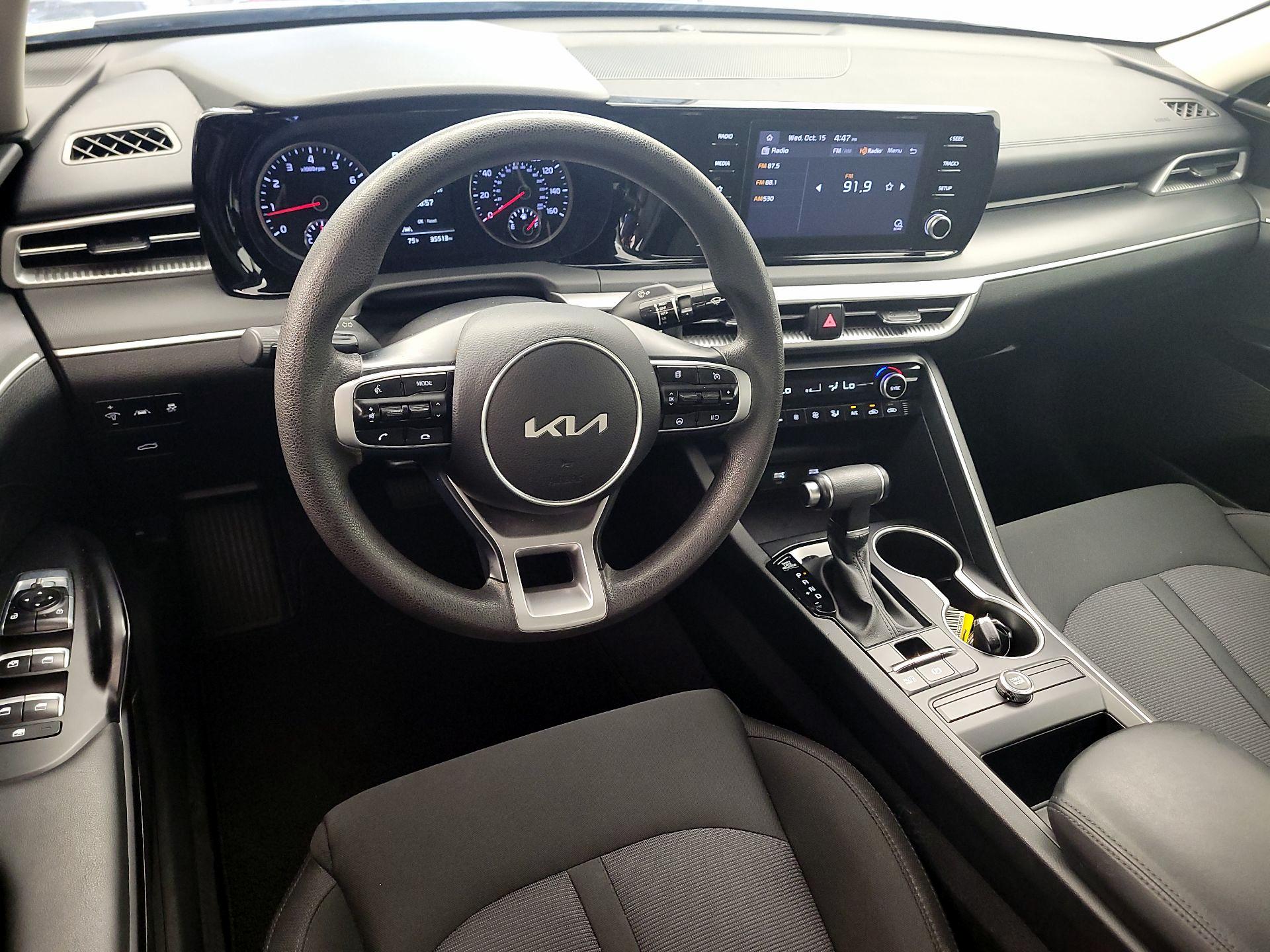 Thumbnail: 2023 Kia K5 - 9