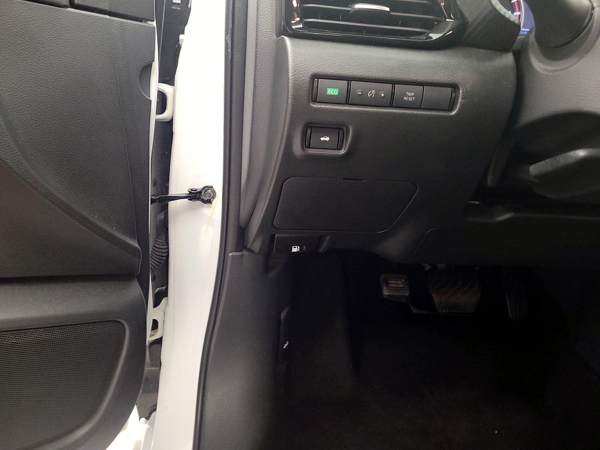 Thumbnail: 2023 Nissan Sentra - 13