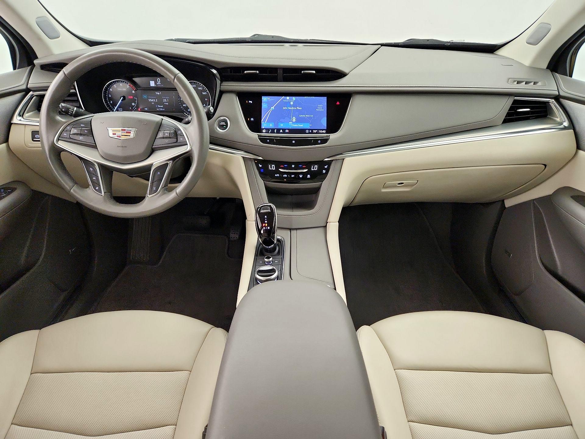 Thumbnail: 2021 Cadillac XT5 - 9