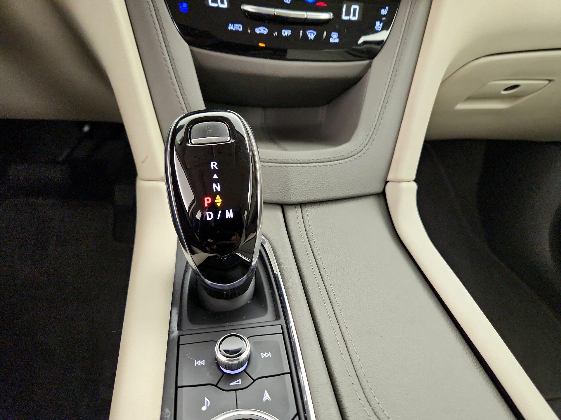 Thumbnail: 2021 Cadillac XT5 - 18