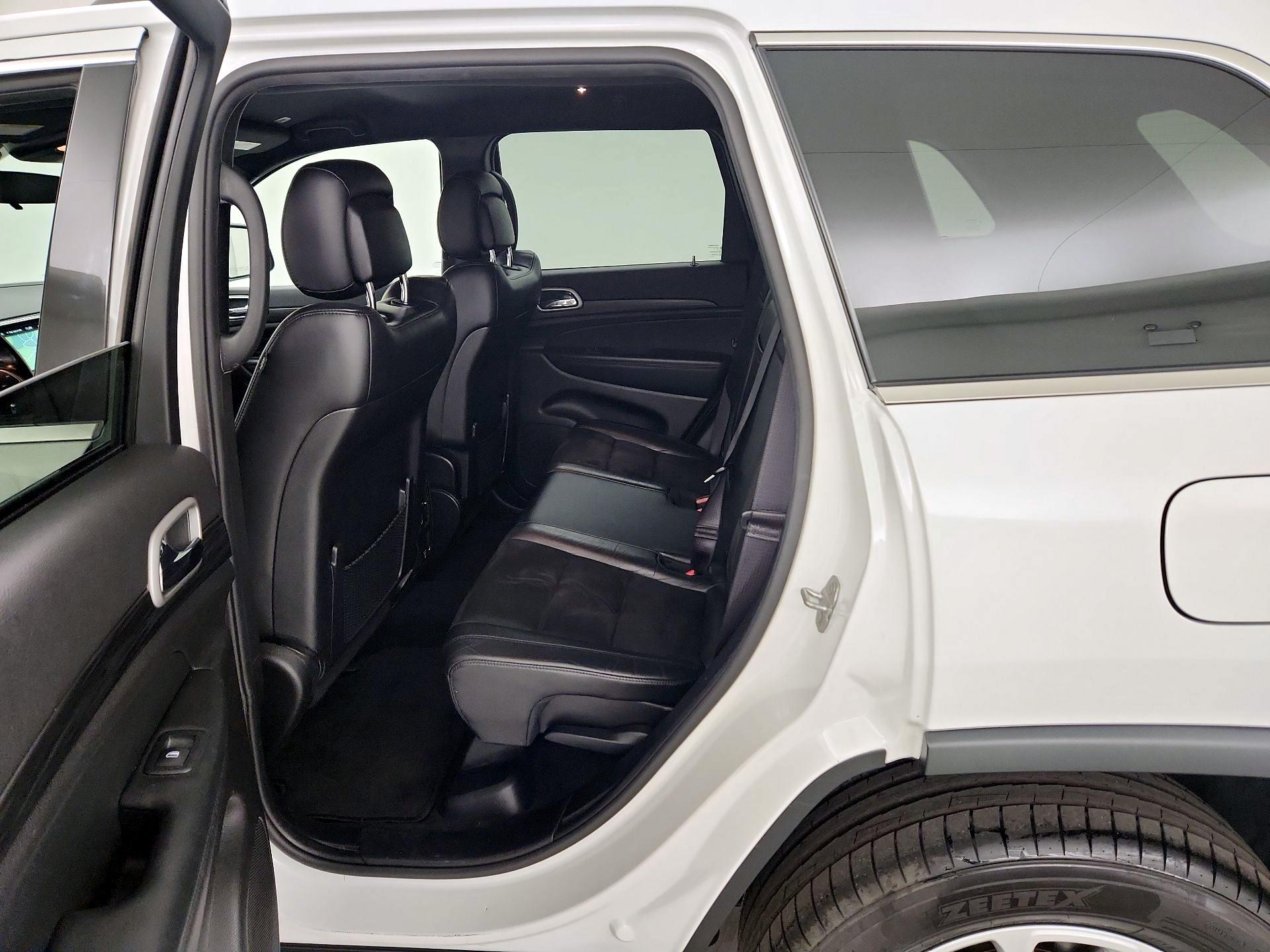 Thumbnail: 2021 Jeep Grand Cherokee - 20