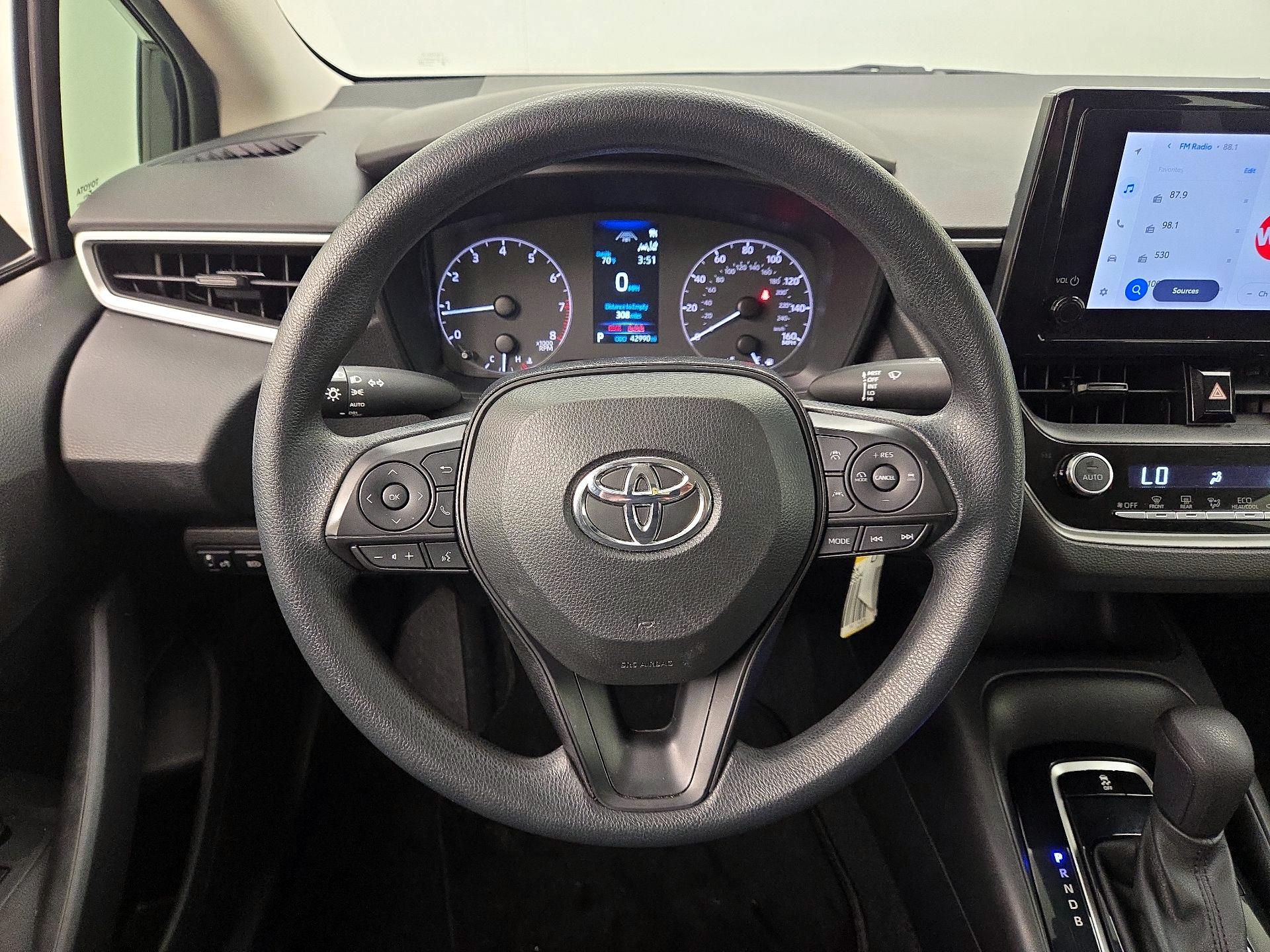 Thumbnail: 2023 Toyota Corolla - 10