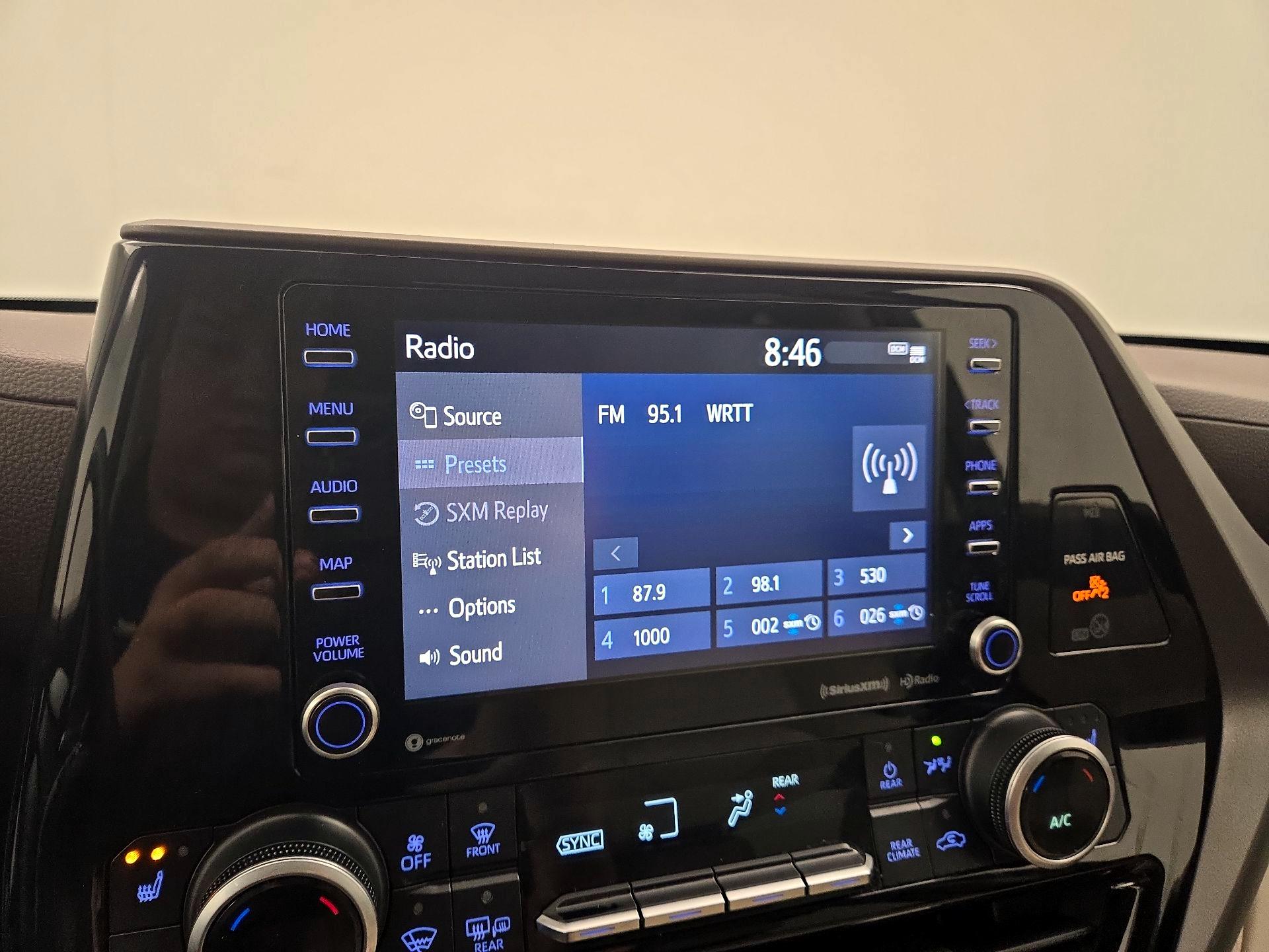 Thumbnail: 2021 Toyota Highlander - 15