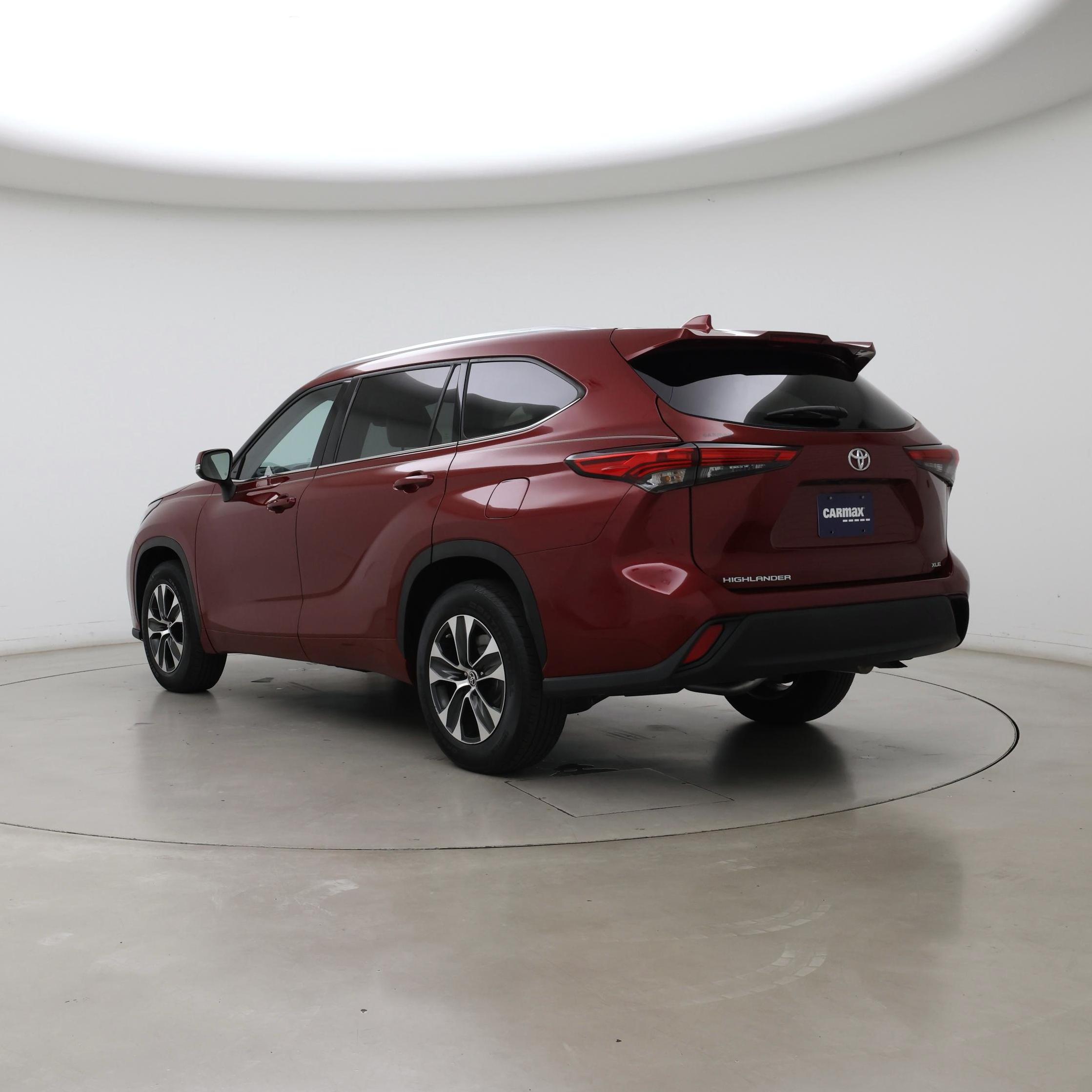 Thumbnail: 2021 Toyota Highlander - 2
