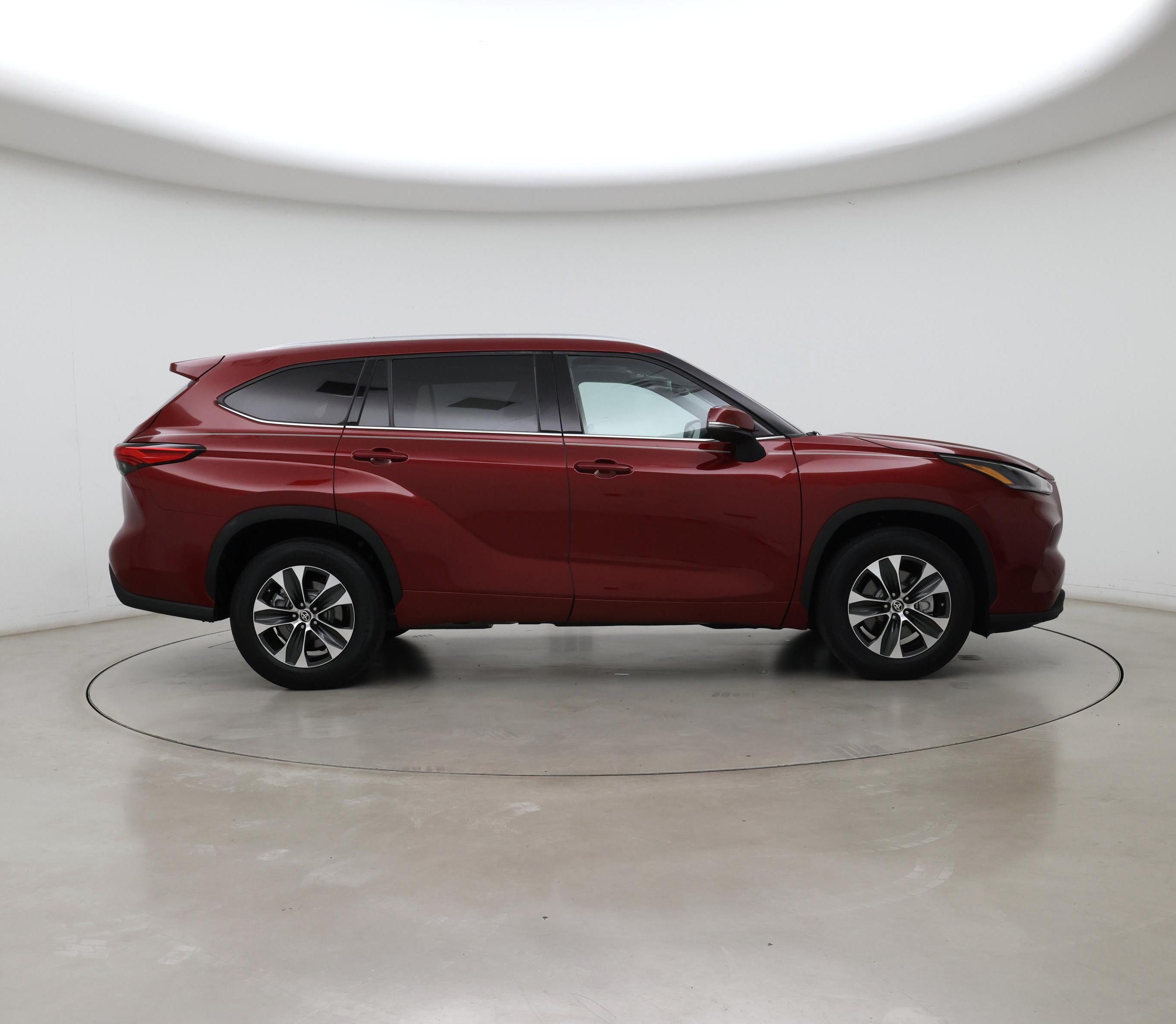 Thumbnail: 2021 Toyota Highlander - 7