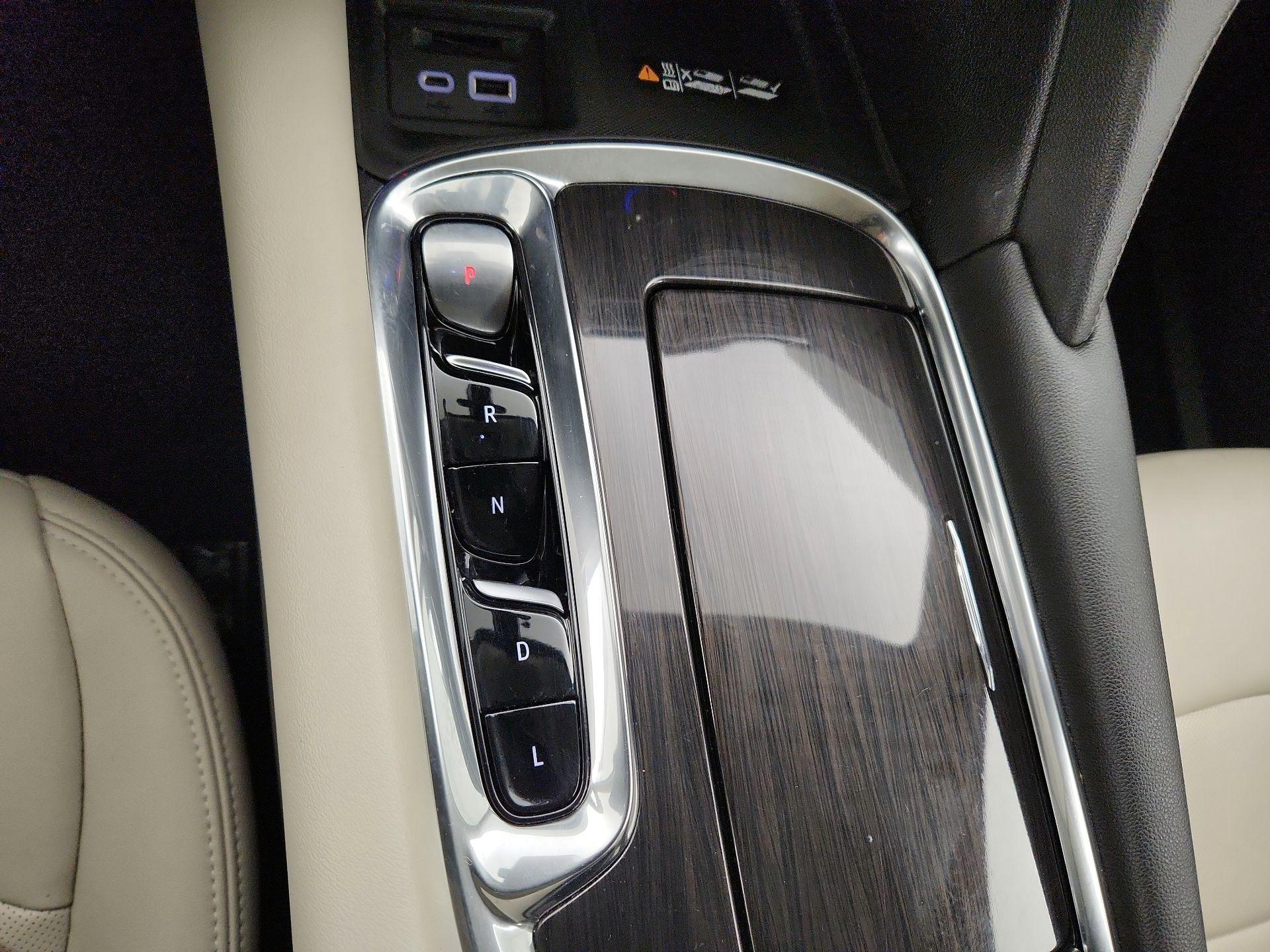 Thumbnail: 2022 Buick Enclave - 17