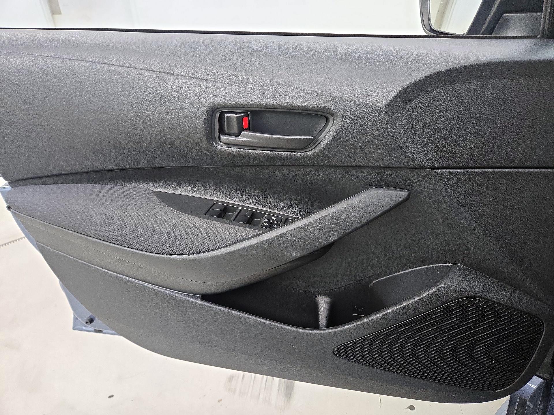 Thumbnail: 2022 Toyota Corolla - 12