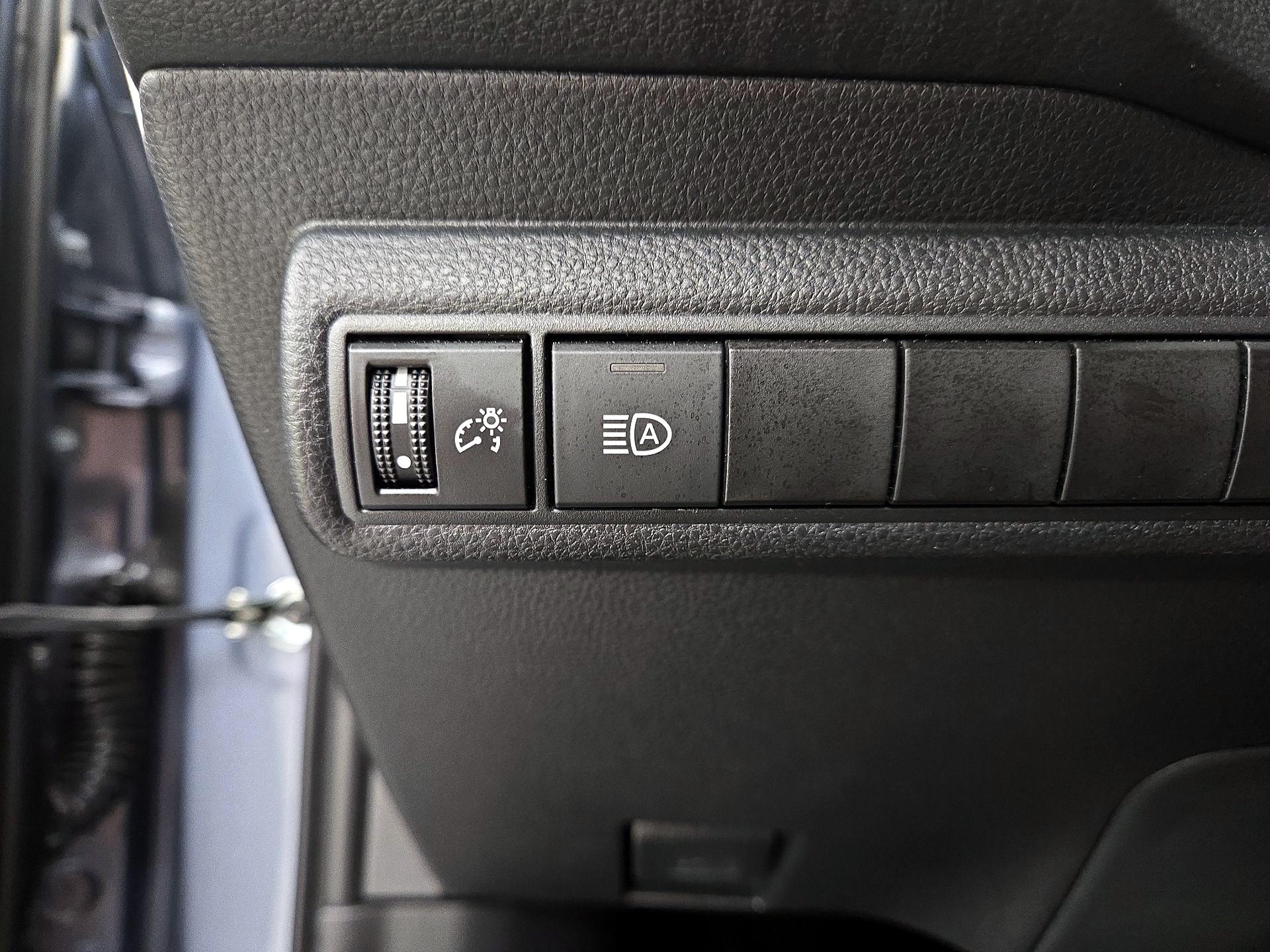 Thumbnail: 2022 Toyota Corolla - 13