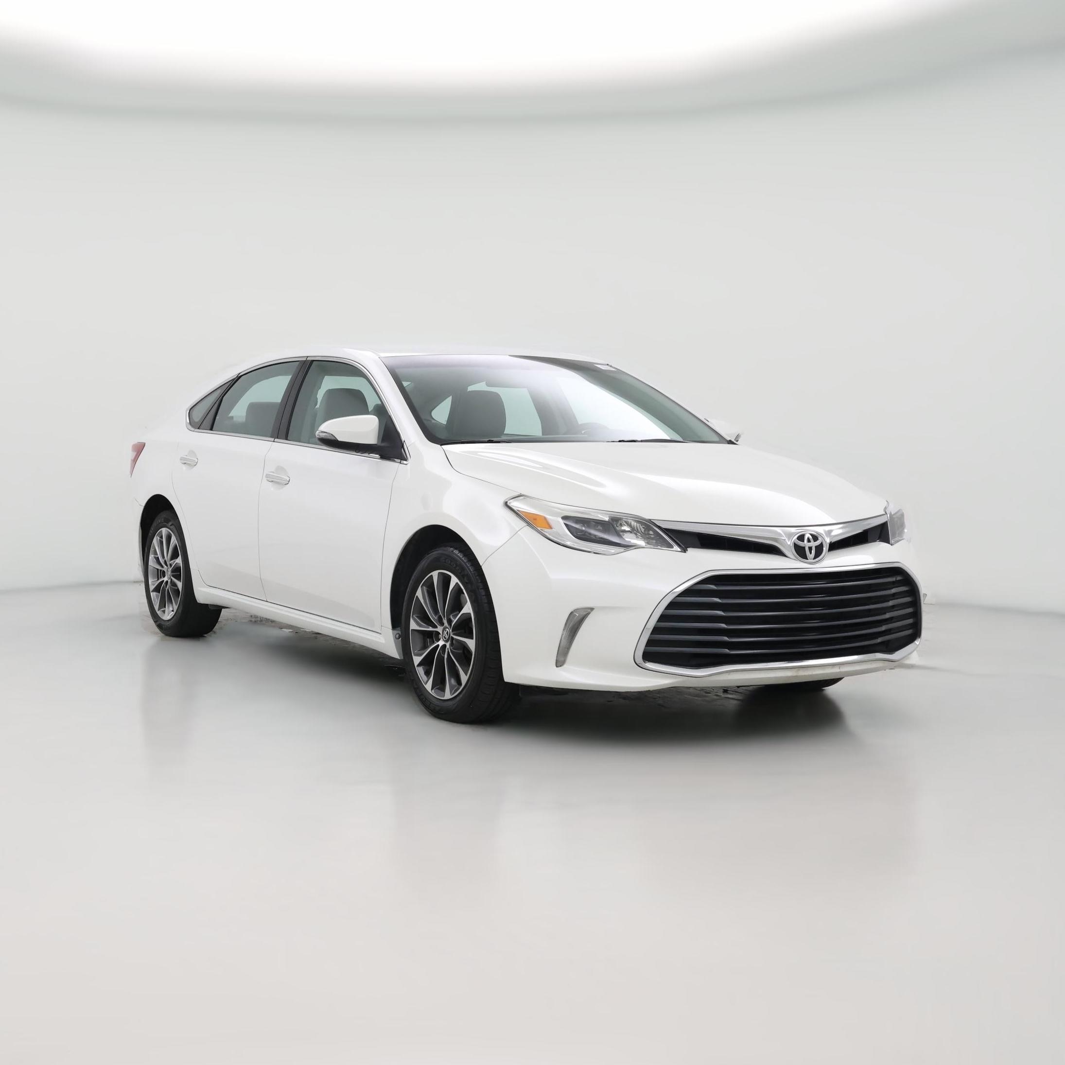 Thumbnail: 2016 Toyota Avalon - 1