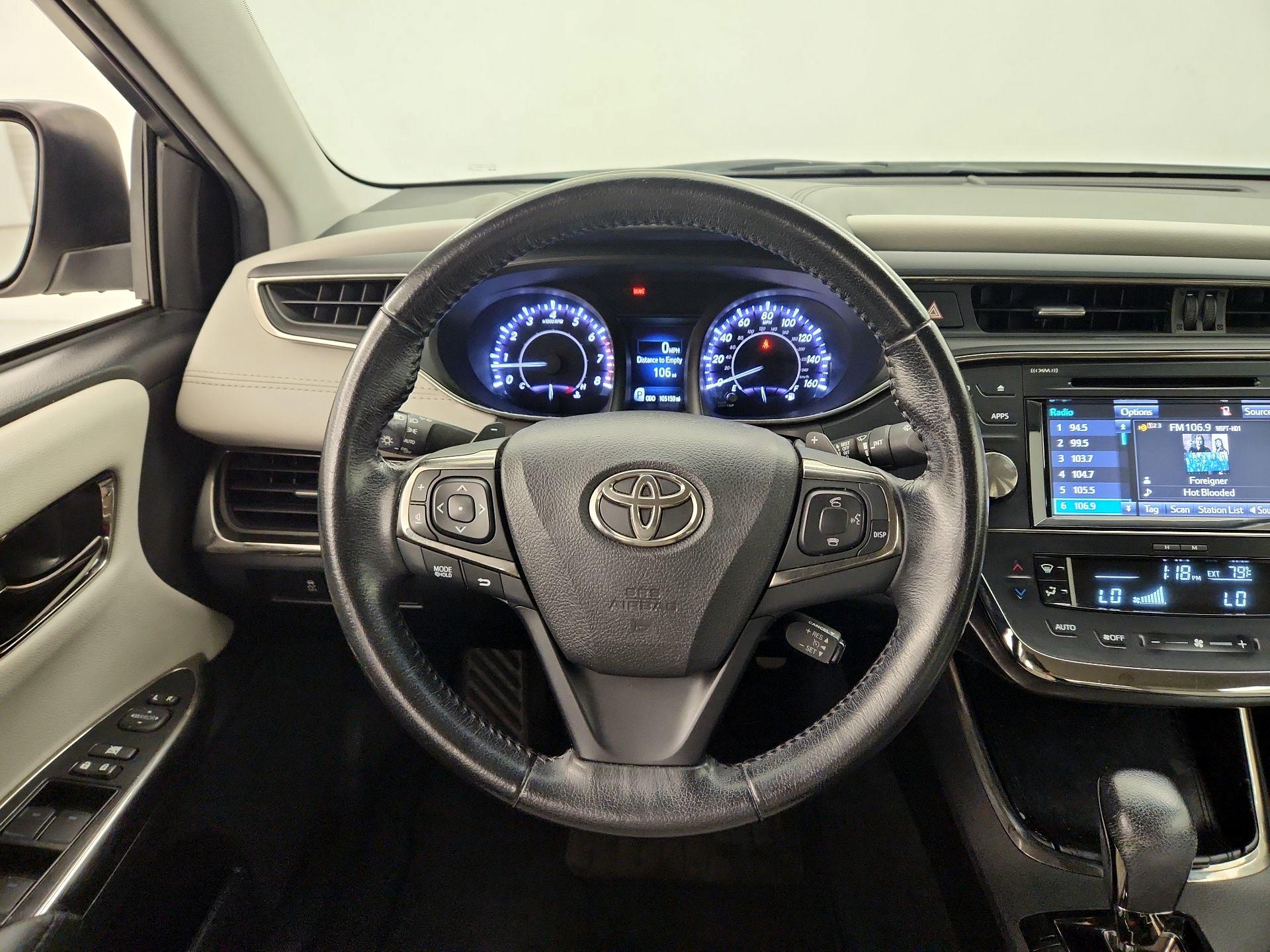 Thumbnail: 2016 Toyota Avalon - 10