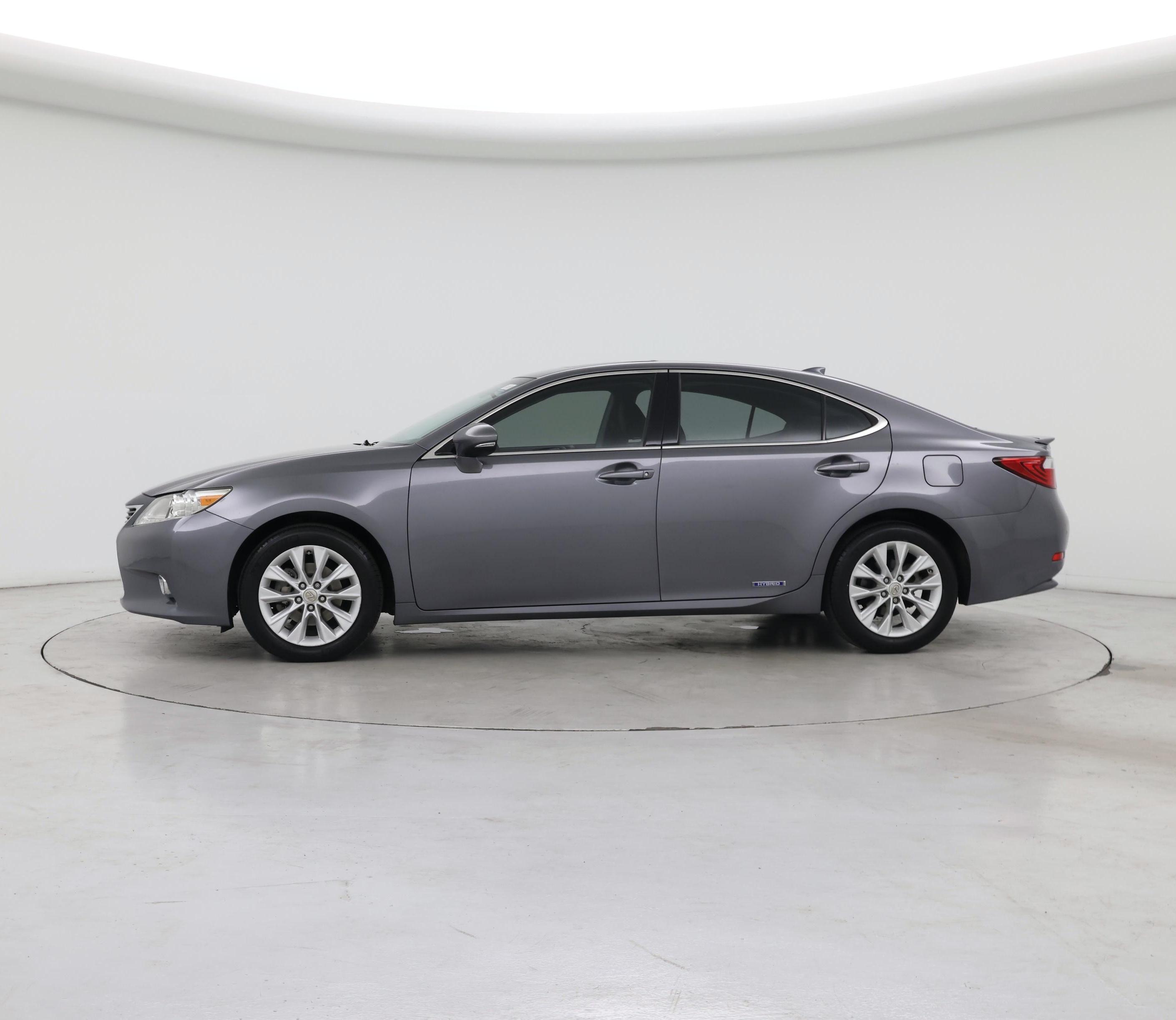 Thumbnail: 2015 Lexus ES - 3