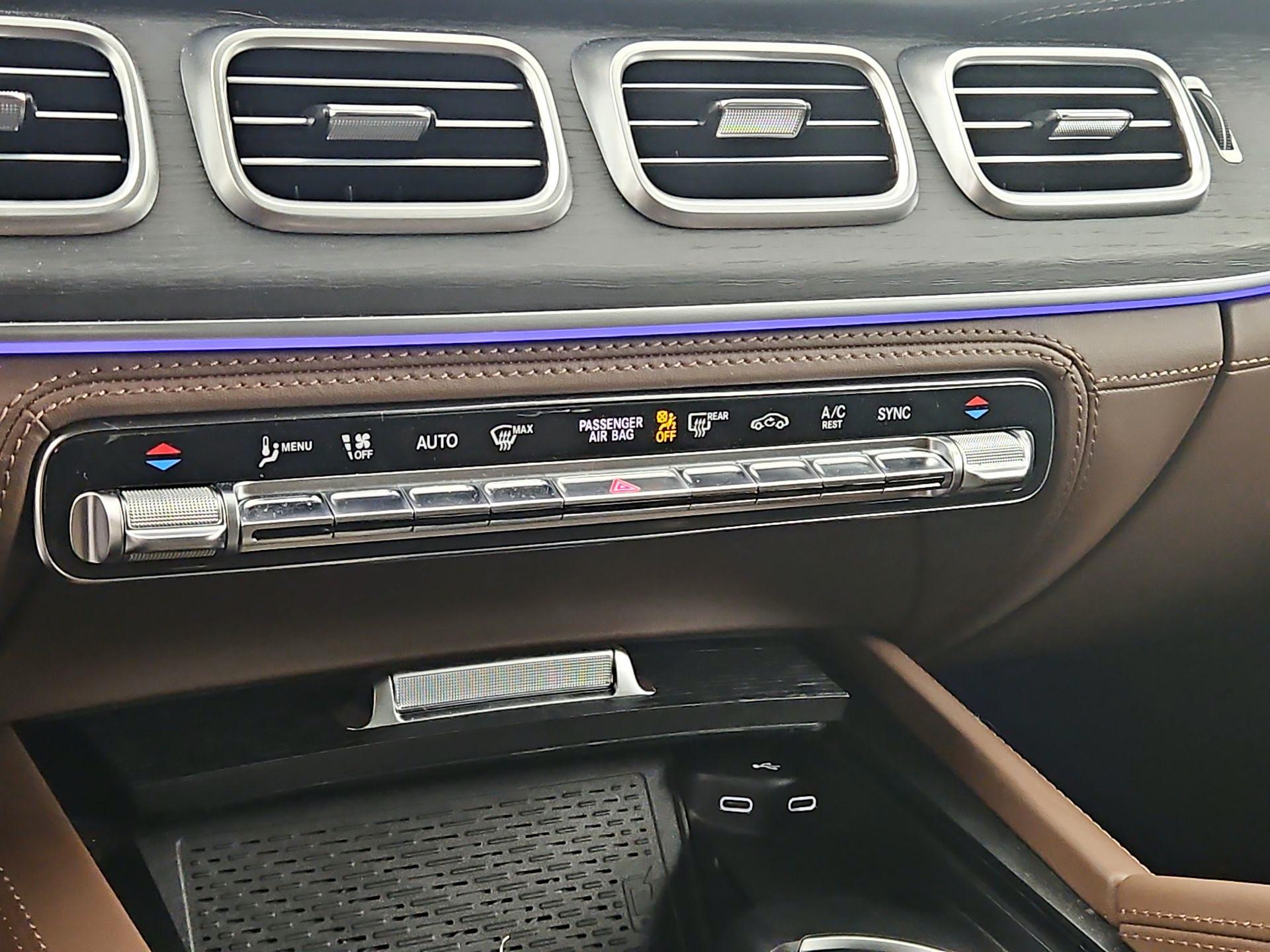 Thumbnail: 2024 Mercedes-Benz GL-Class - 17