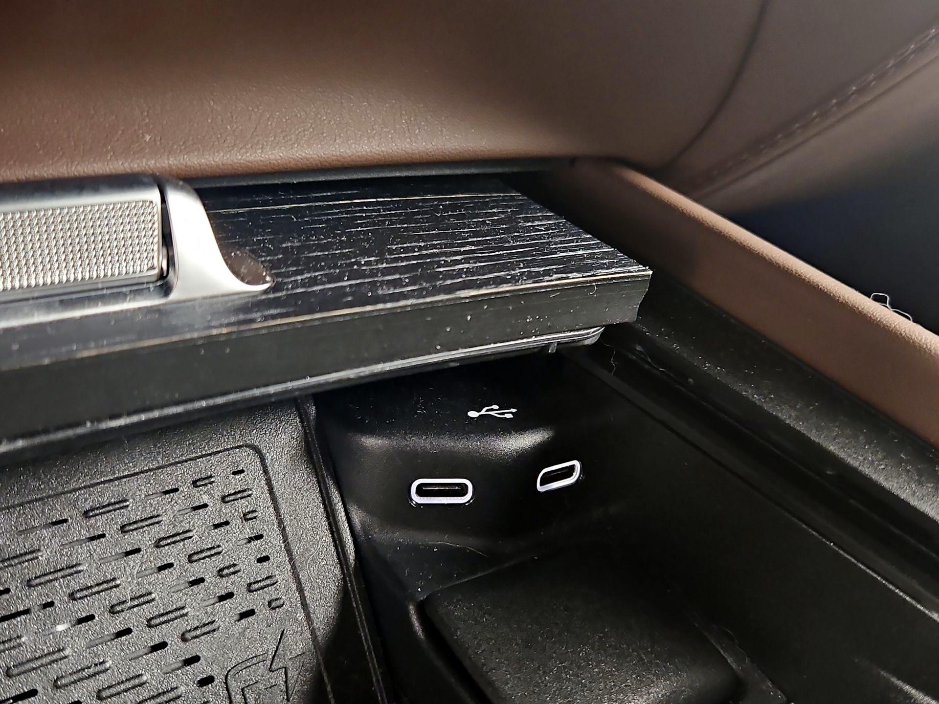 Thumbnail: 2024 Mercedes-Benz GL-Class - 19