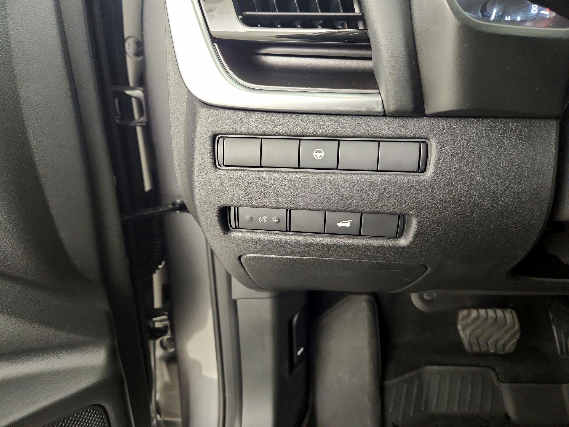 Thumbnail: 2022 Nissan Rogue - 13