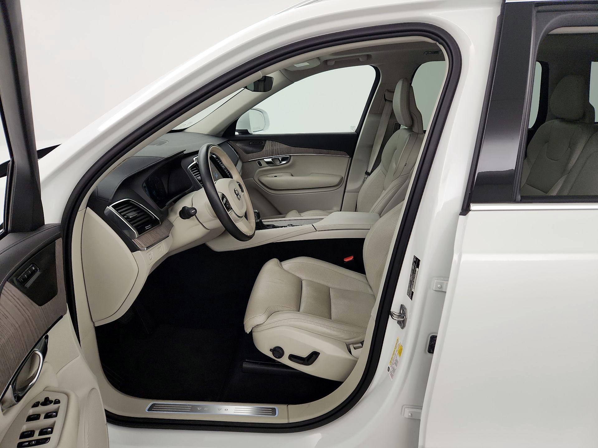 Thumbnail: 2022 Volvo XC90 - 11