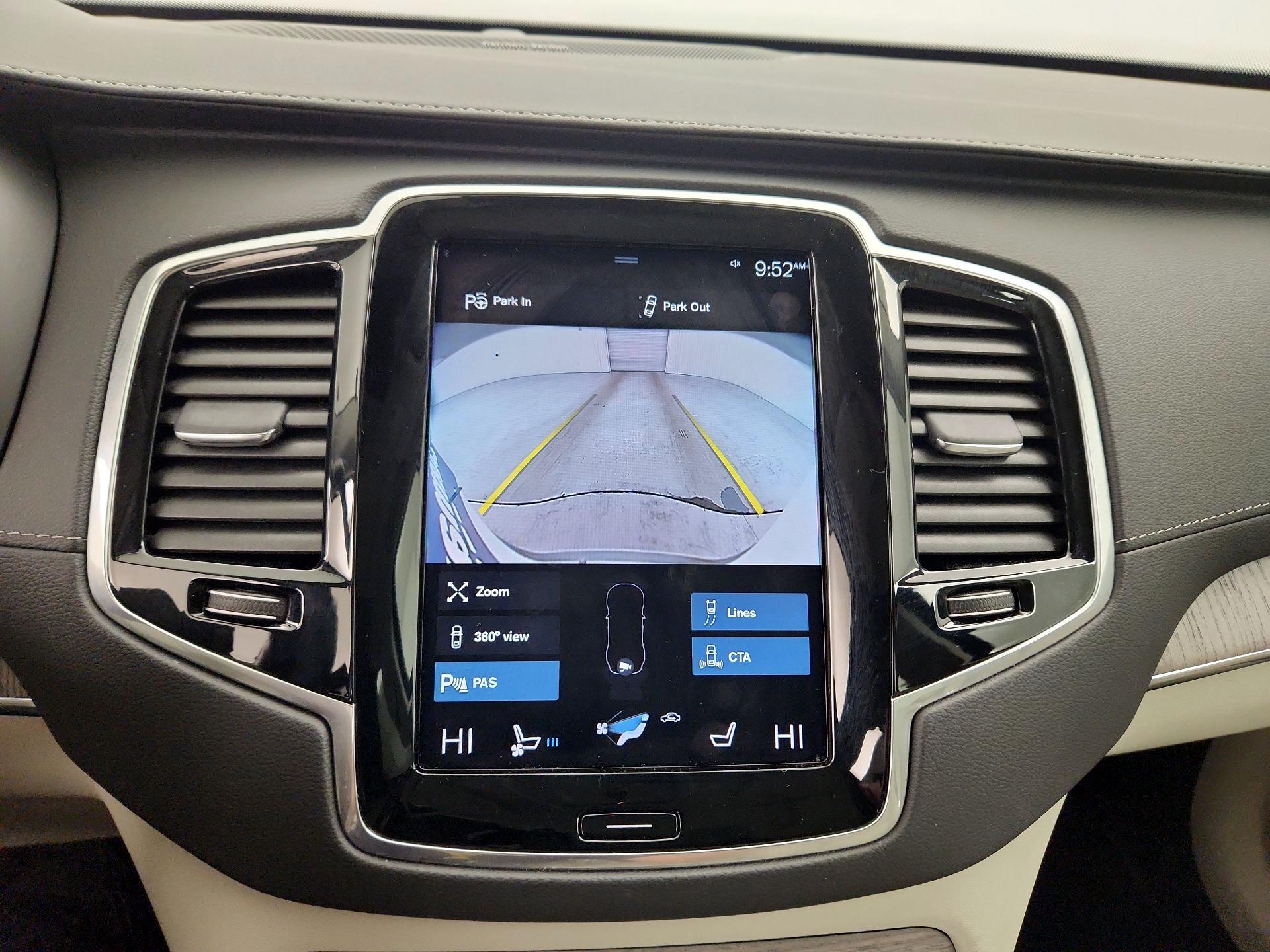 Thumbnail: 2022 Volvo XC90 - 15