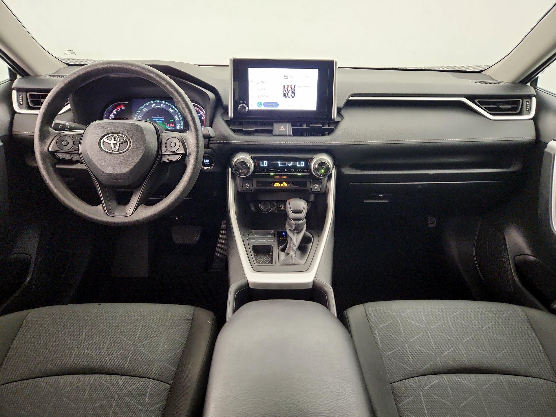 Thumbnail: 2024 Toyota RAV4 - 9