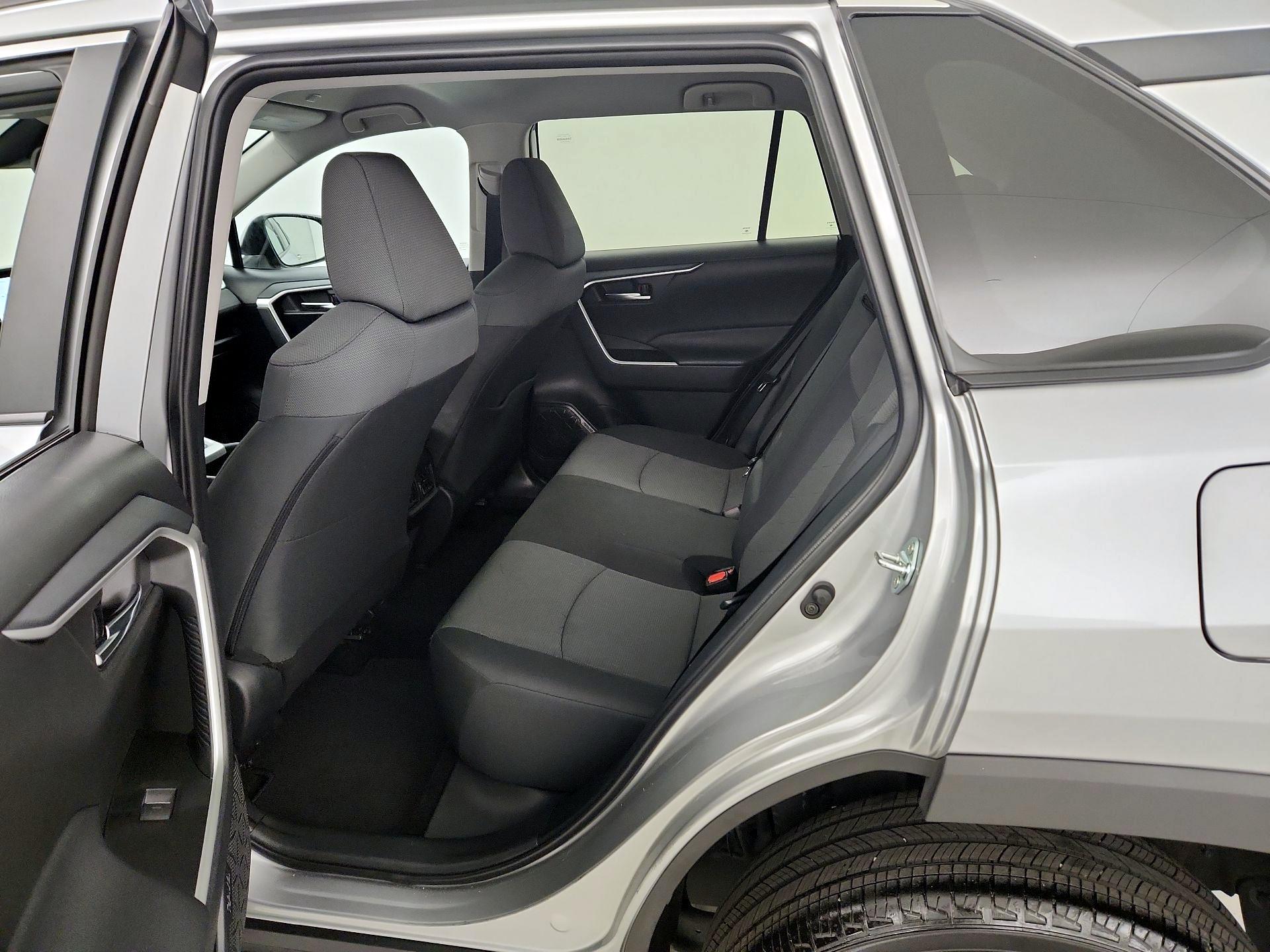 Thumbnail: 2024 Toyota RAV4 - 19