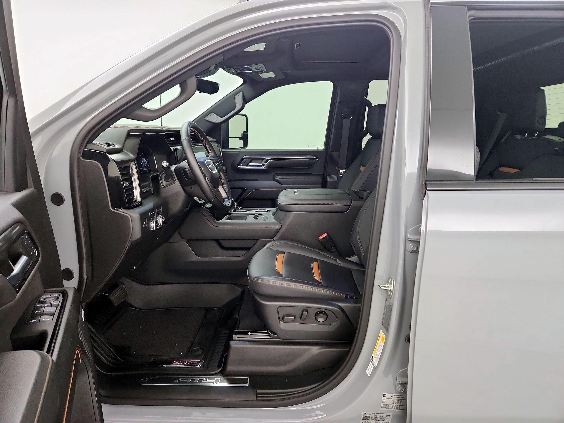 Thumbnail: 2024 GMC Sierra 2500 - 11