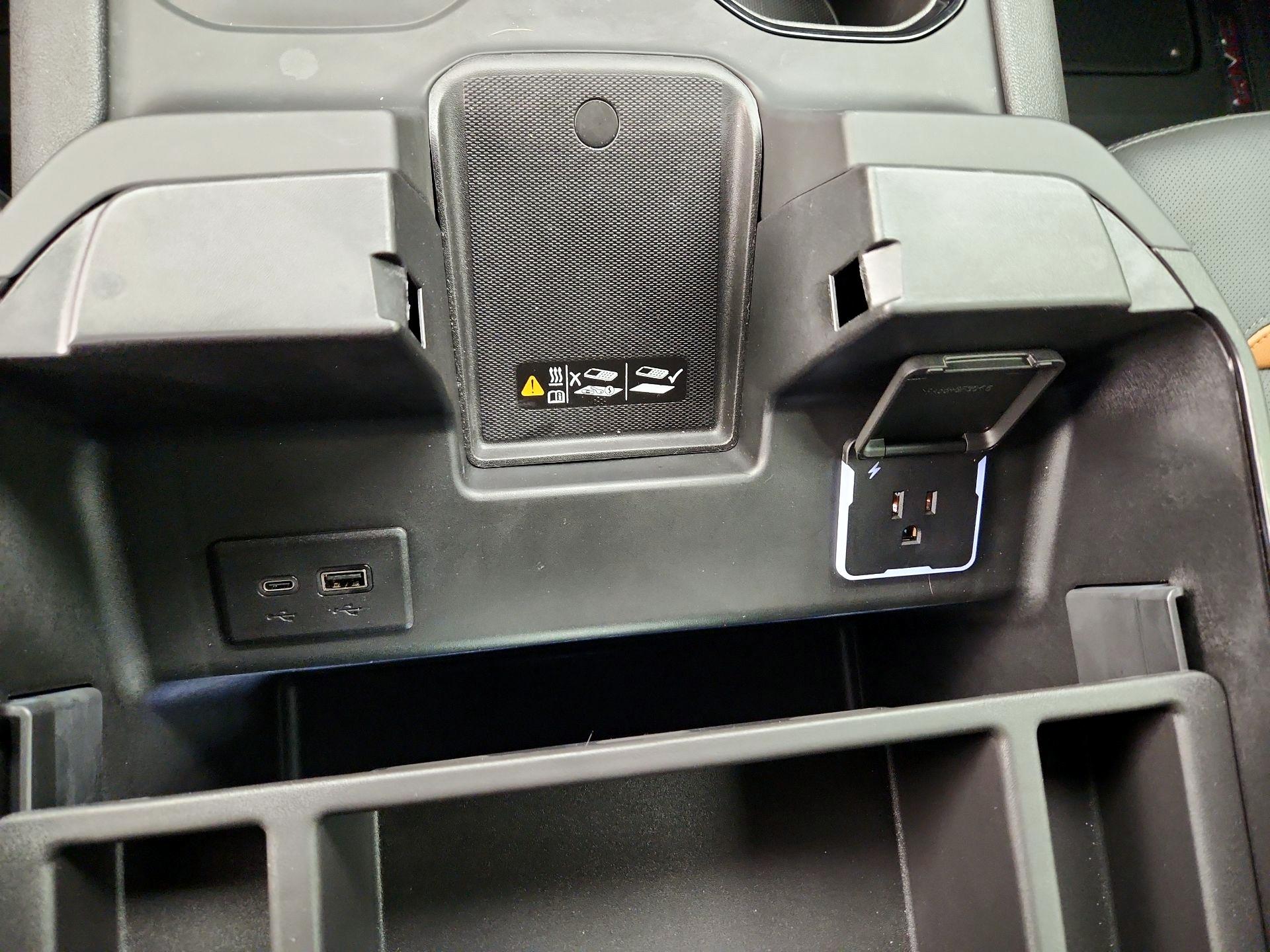 Thumbnail: 2024 GMC Sierra 2500 - 19